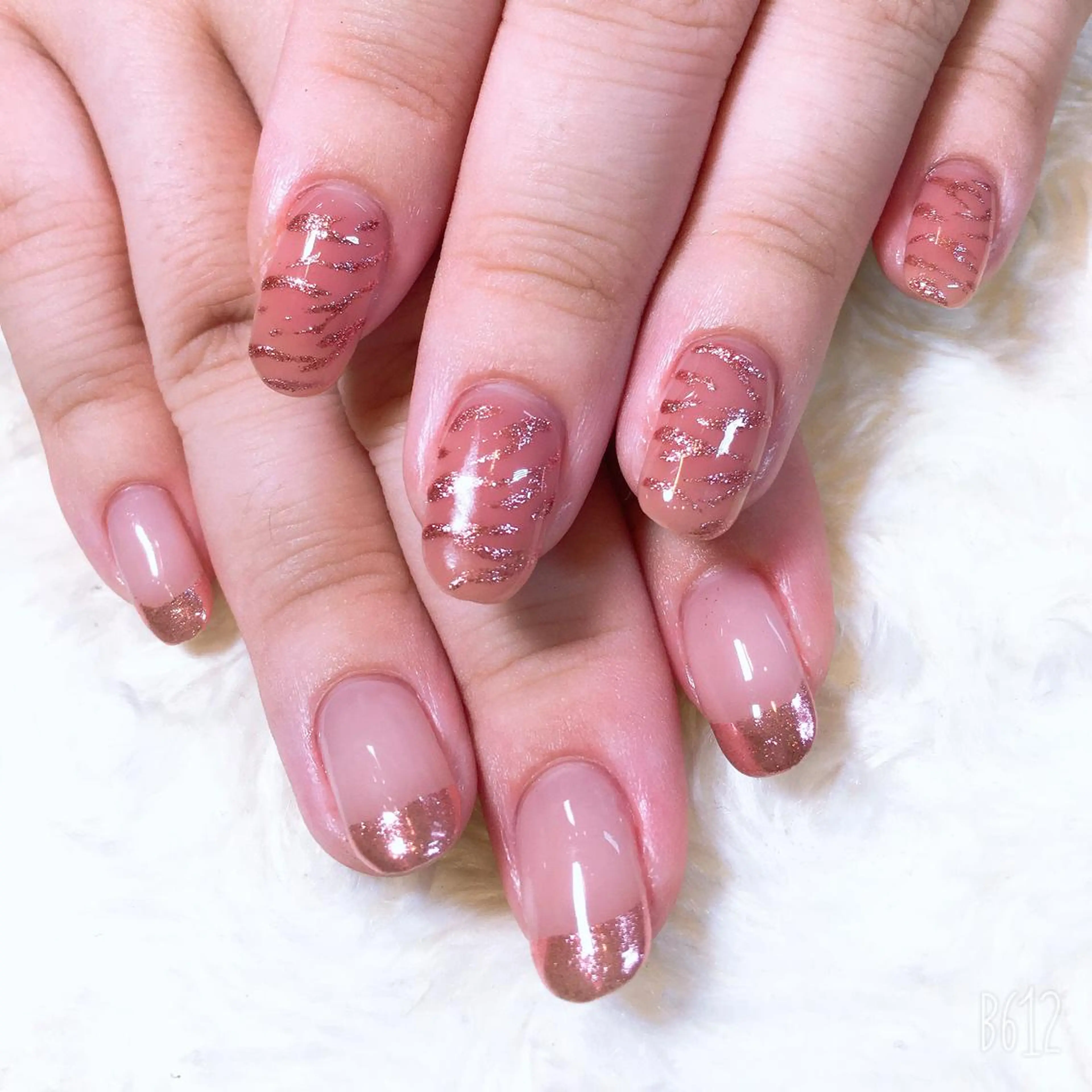 ネイル アニマル柄 フレンチネイル ミラーネイル ピンク ハンドネイル MISAKO nailのネイルデザイン