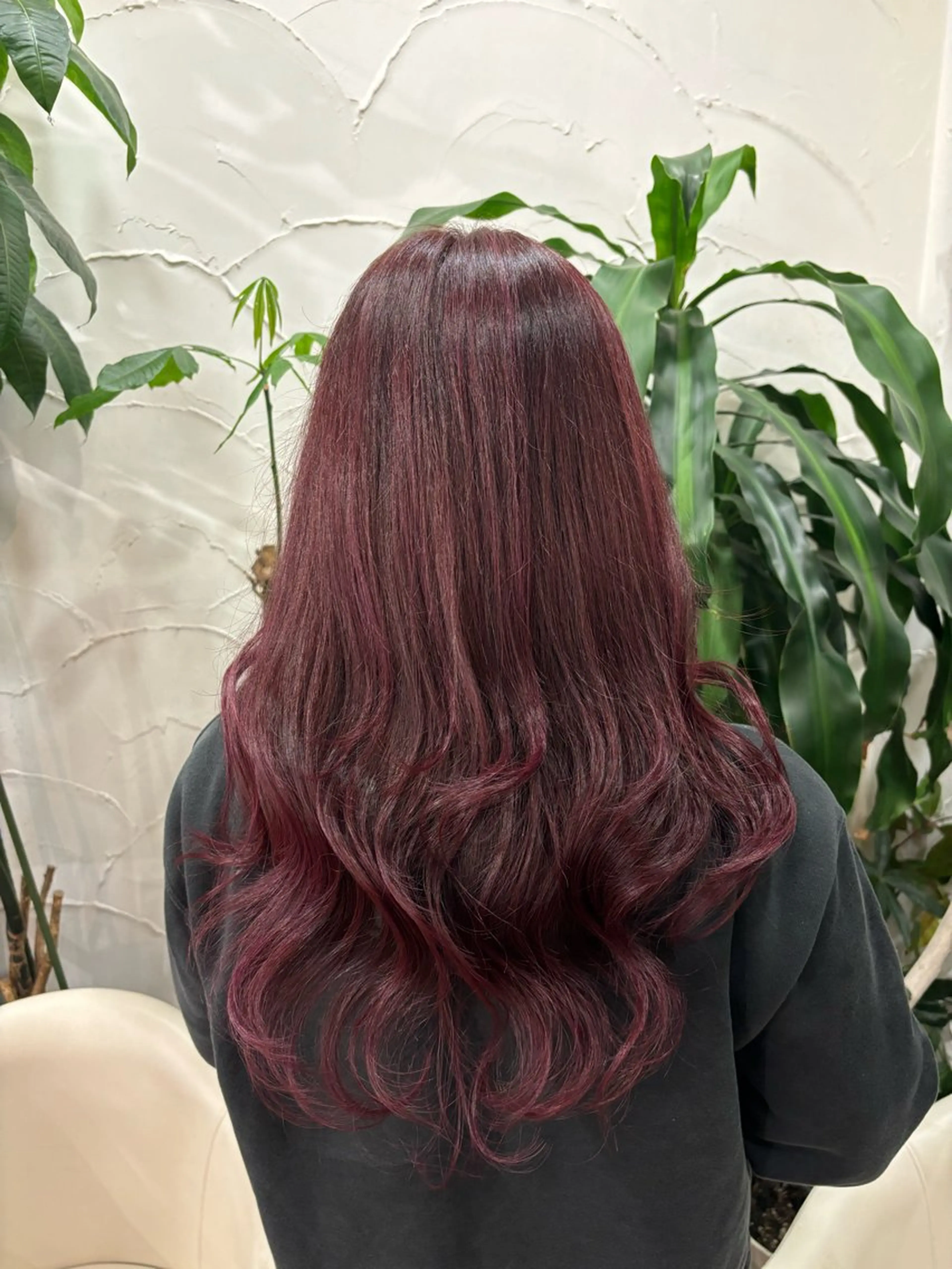 ロング カラー ブリーチ予約率90% 以上✨森山陽向のヘアスタイル