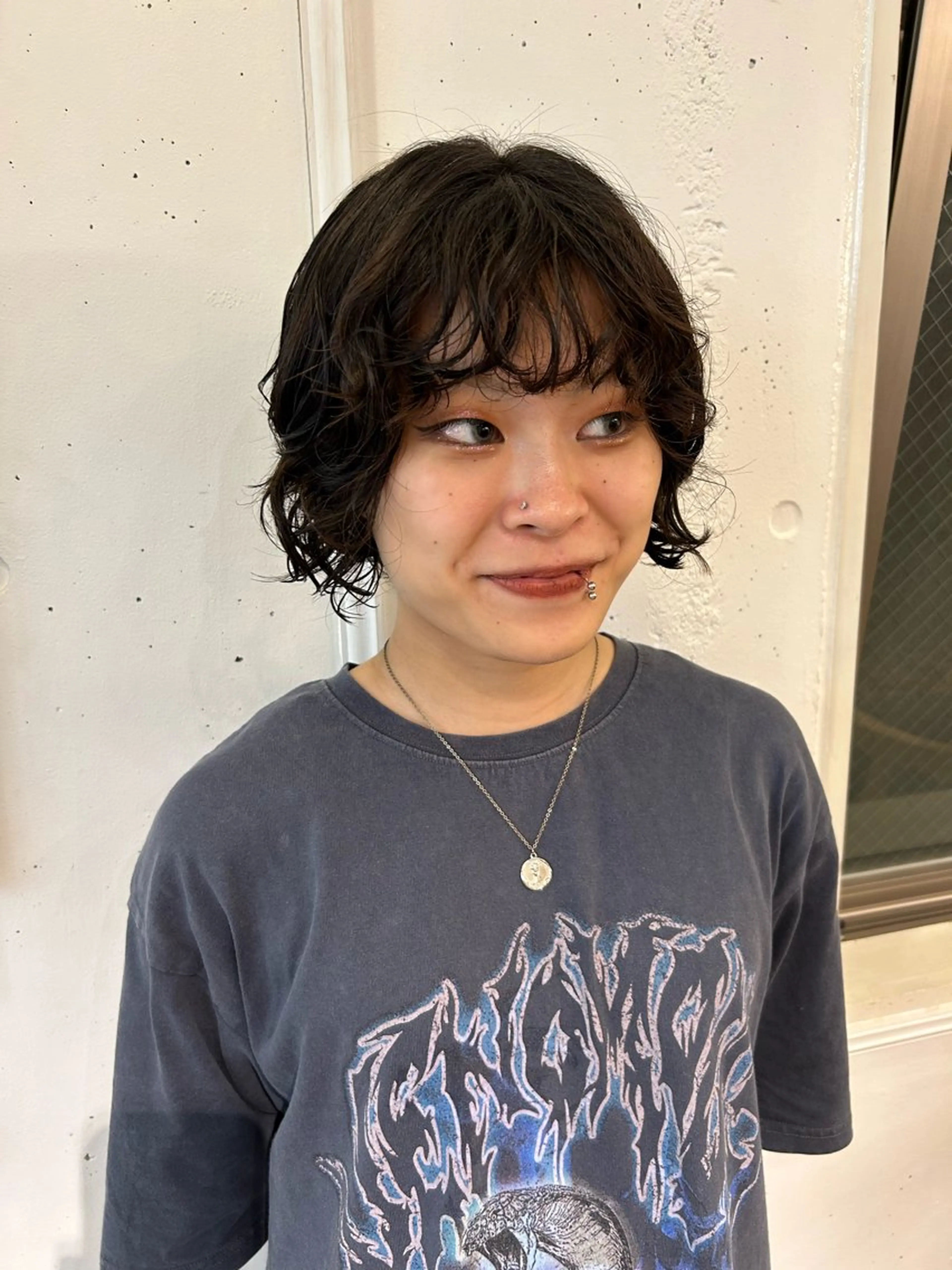 ミディアム パーマ パーマ トリートメント すずき さくやのヘアスタイル