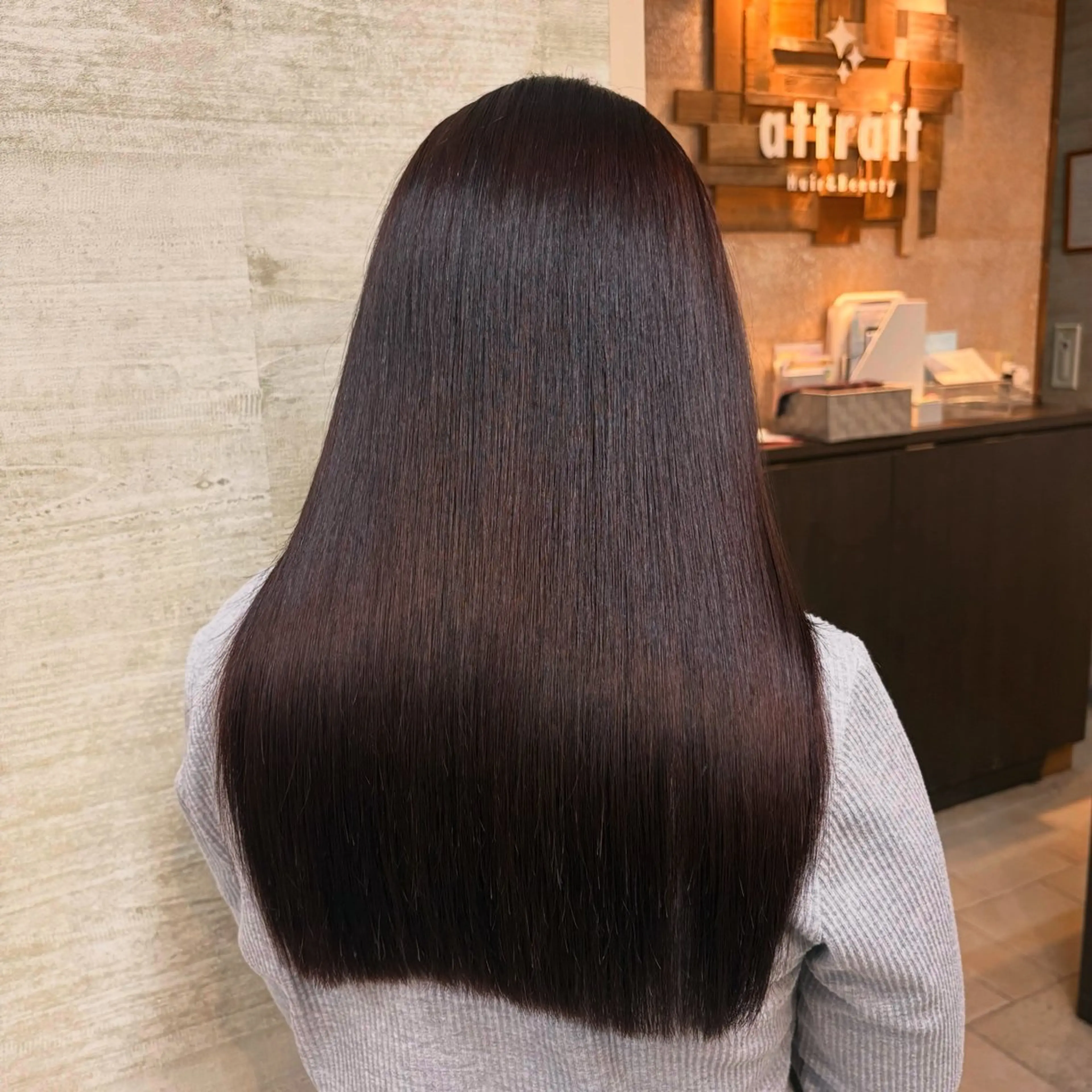 カラー 美容室attraitアトレ辻堂店所属・荒沢 瑛🦮のヘアスタイル