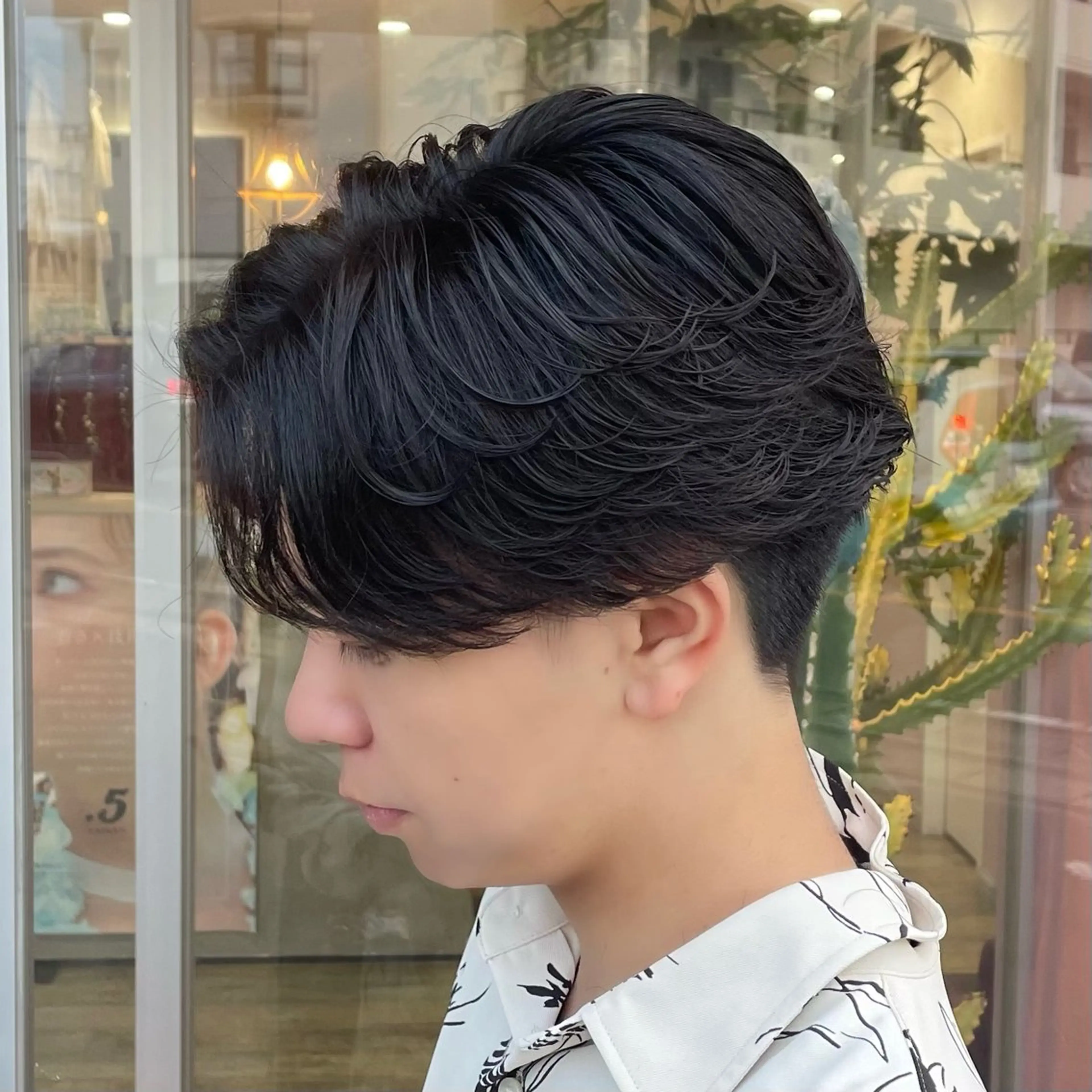 パーマ メンズ フェザーパーマ メンズパーマ 夏向/ハイトーン /パーマのヘアスタイル