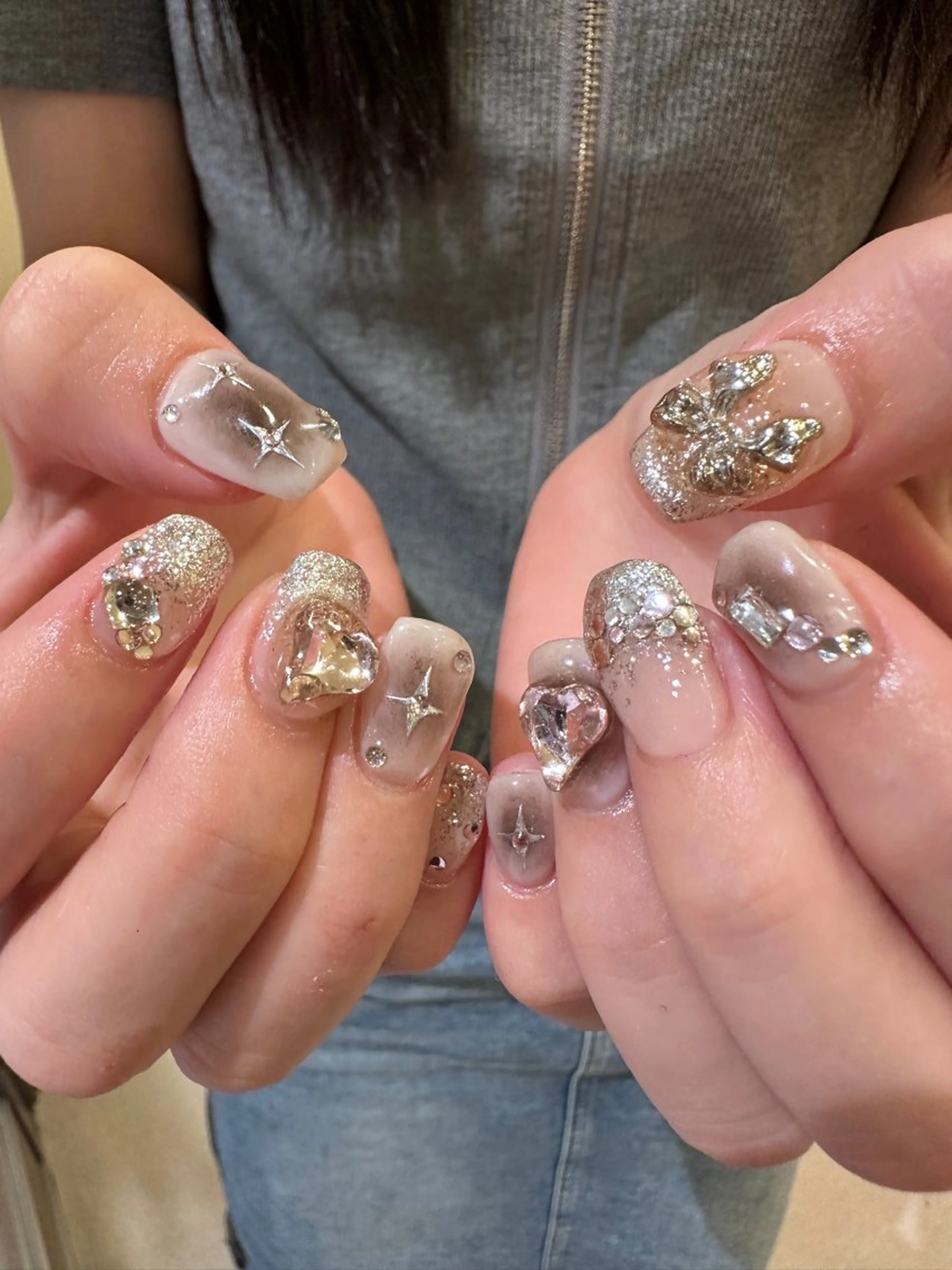 ネイル ハンドネイル 👽個性派ネイル🎀 komachiのヘアスタイル