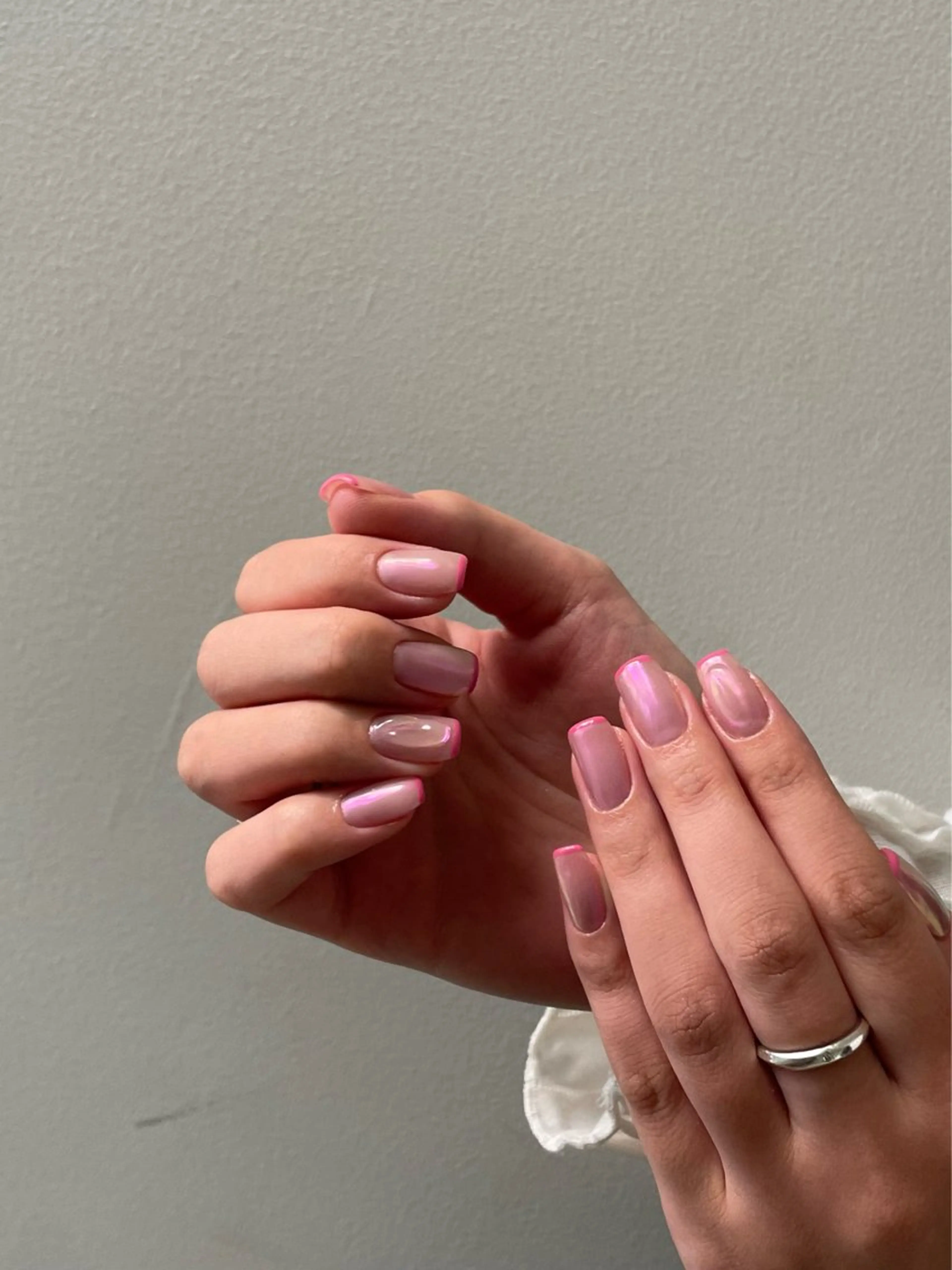 ネイル フレンチネイル ミラーネイル ピンク Rili Hondaのネイルデザイン