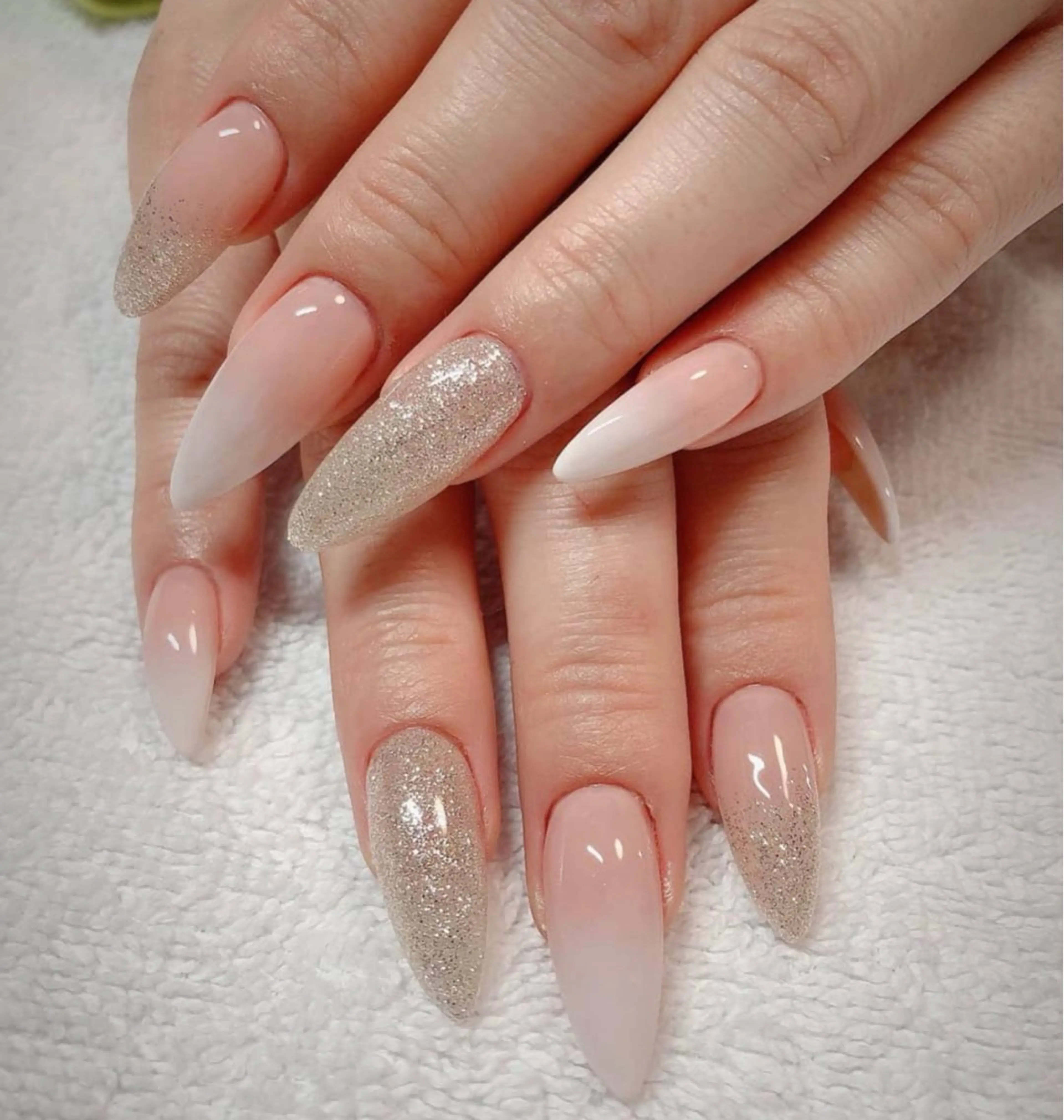 ネイル HIN NAILのネイルデザイン