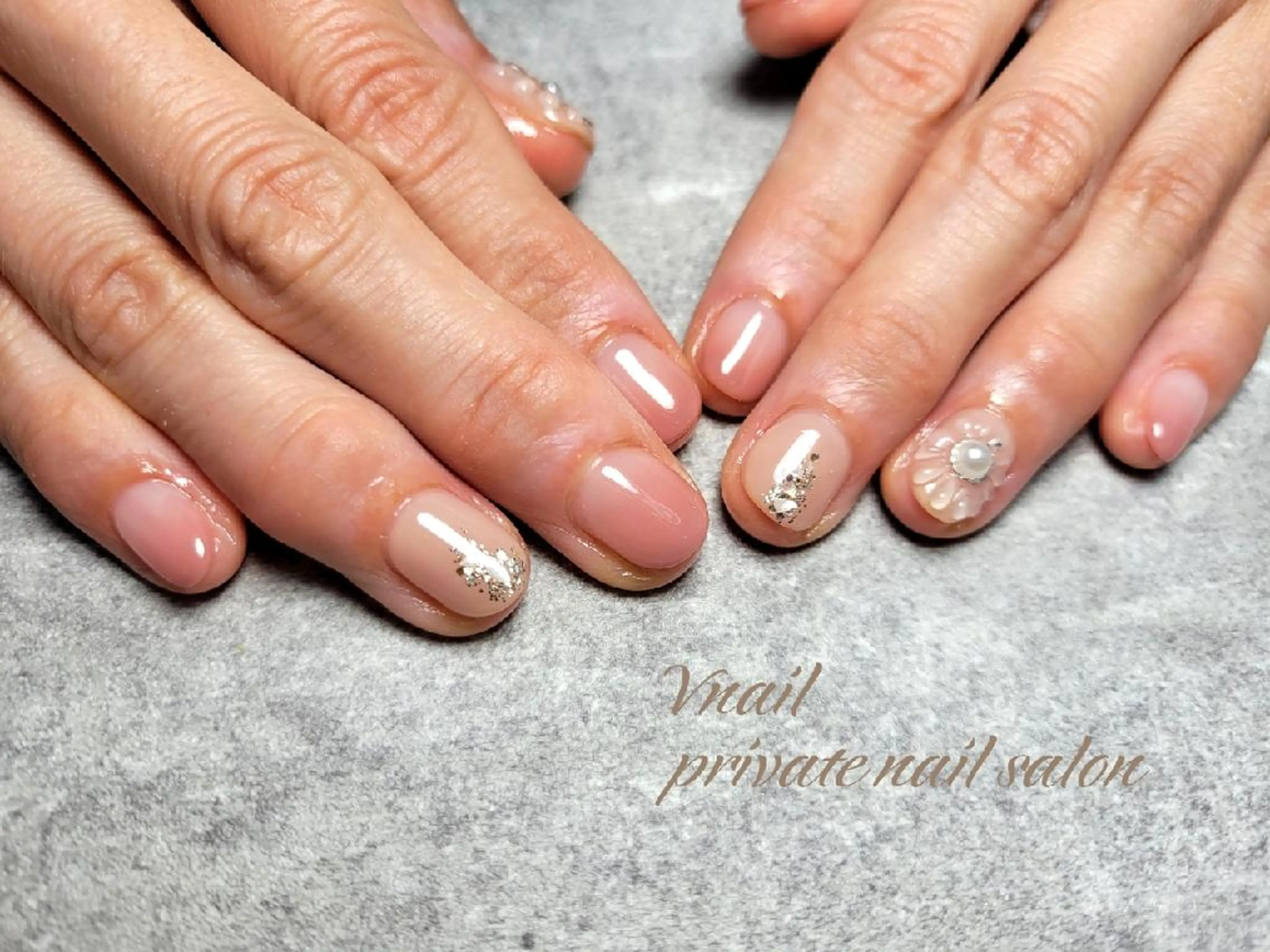 ネイル ハンドネイル V. nailのネイルデザイン