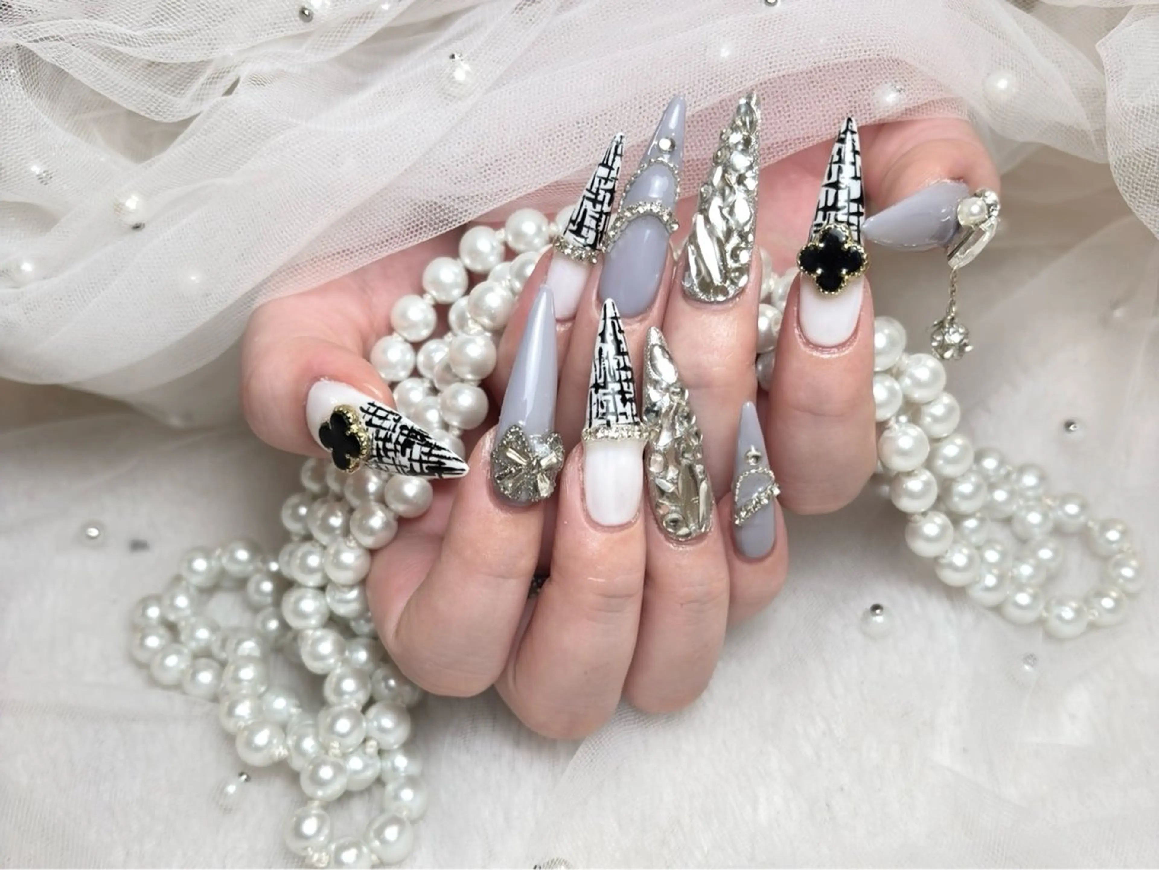 ネイル ハンドネイル ハンドケア R1🎀Nail💕 池袋東口店のネイルデザイン