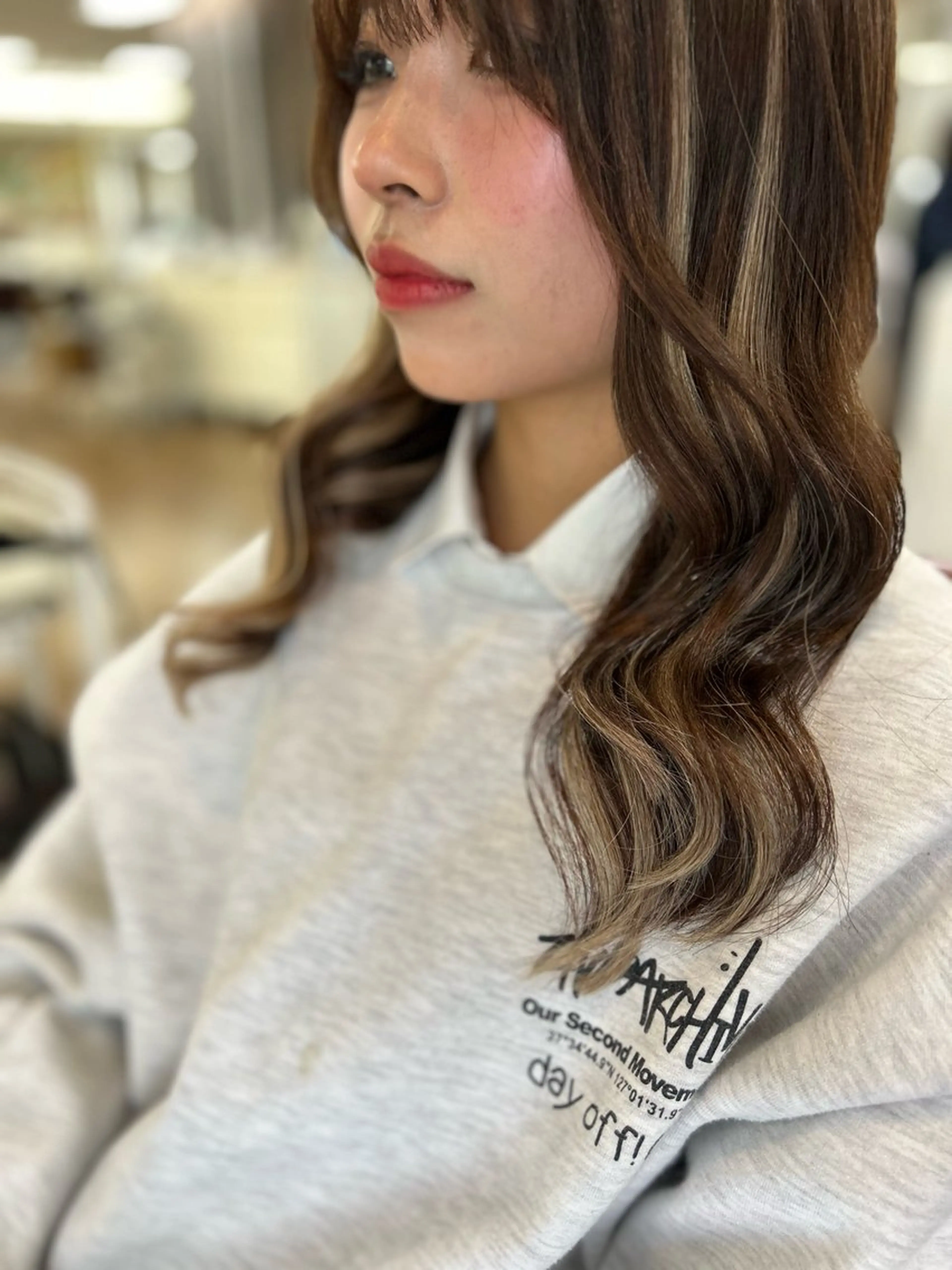 ✂︎CHII/ 白髪ぼかしのヘアスタイル