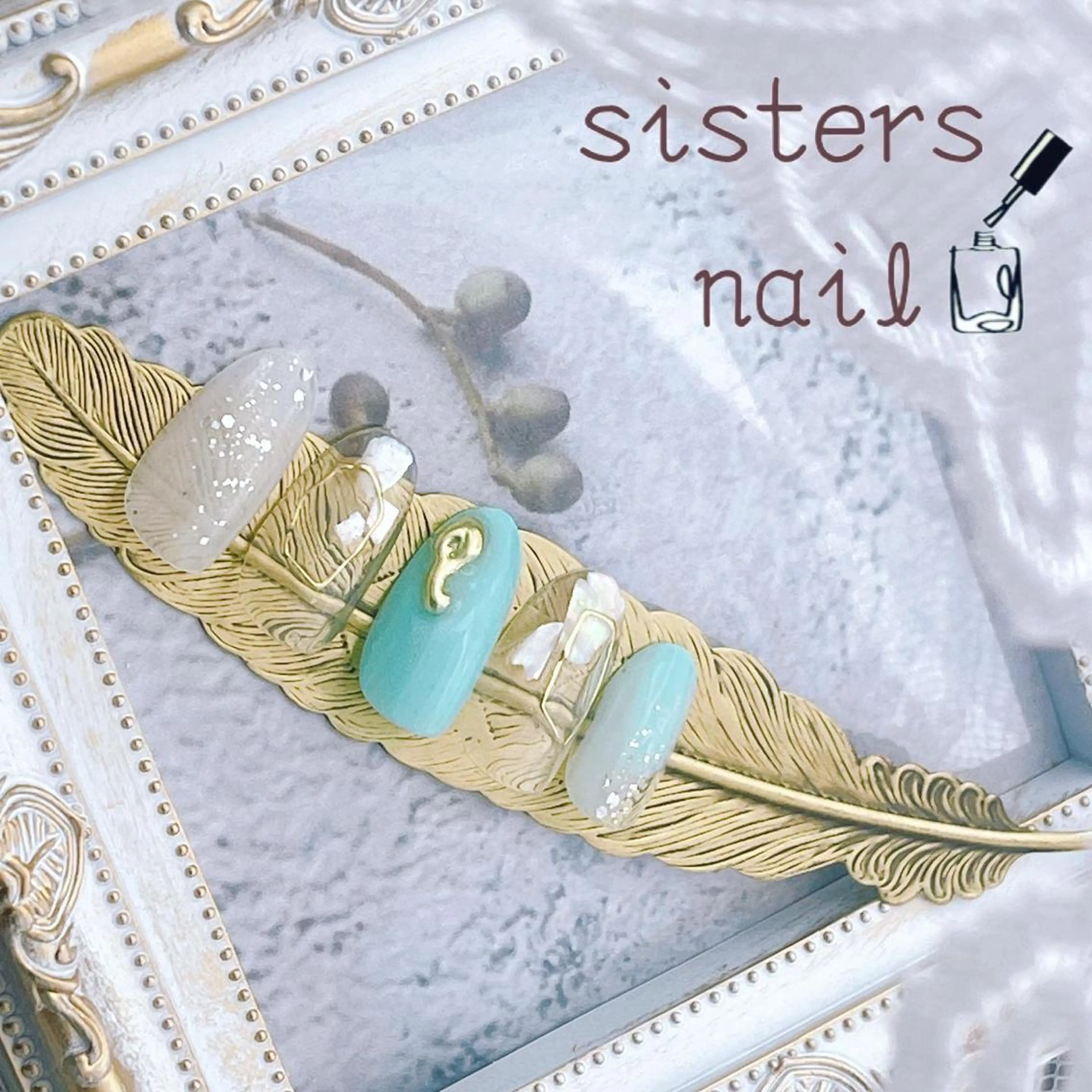 ネイル アートネイル グリーン キラキラネイル ニュアンスネイル 春ネイル sisters nail.fのネイルデザイン