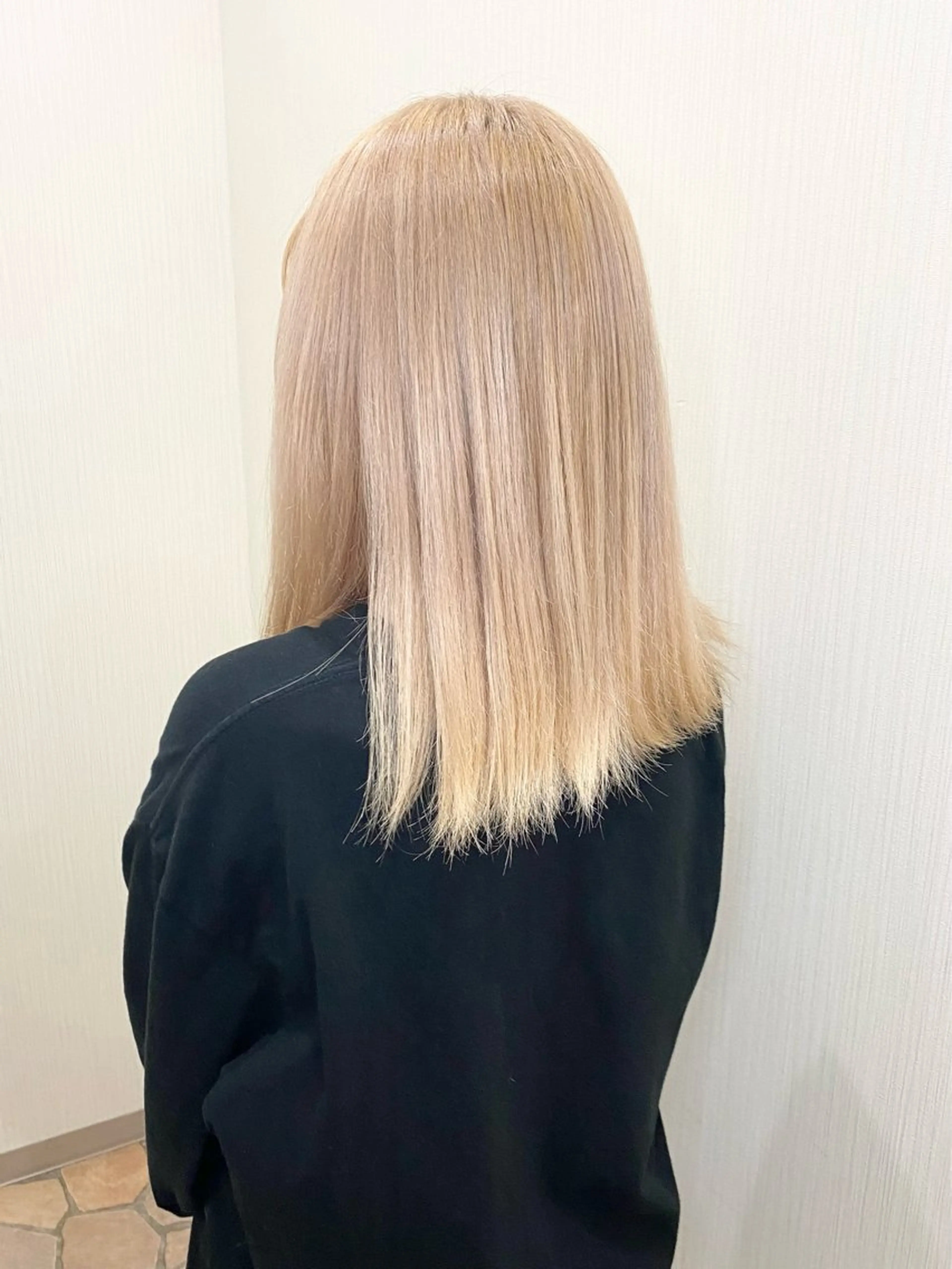 セミロング カラー ブリーチ ヘアカラー トリートメント naitre 🌼SHIORI🌼のマツエク・マツパデザイン