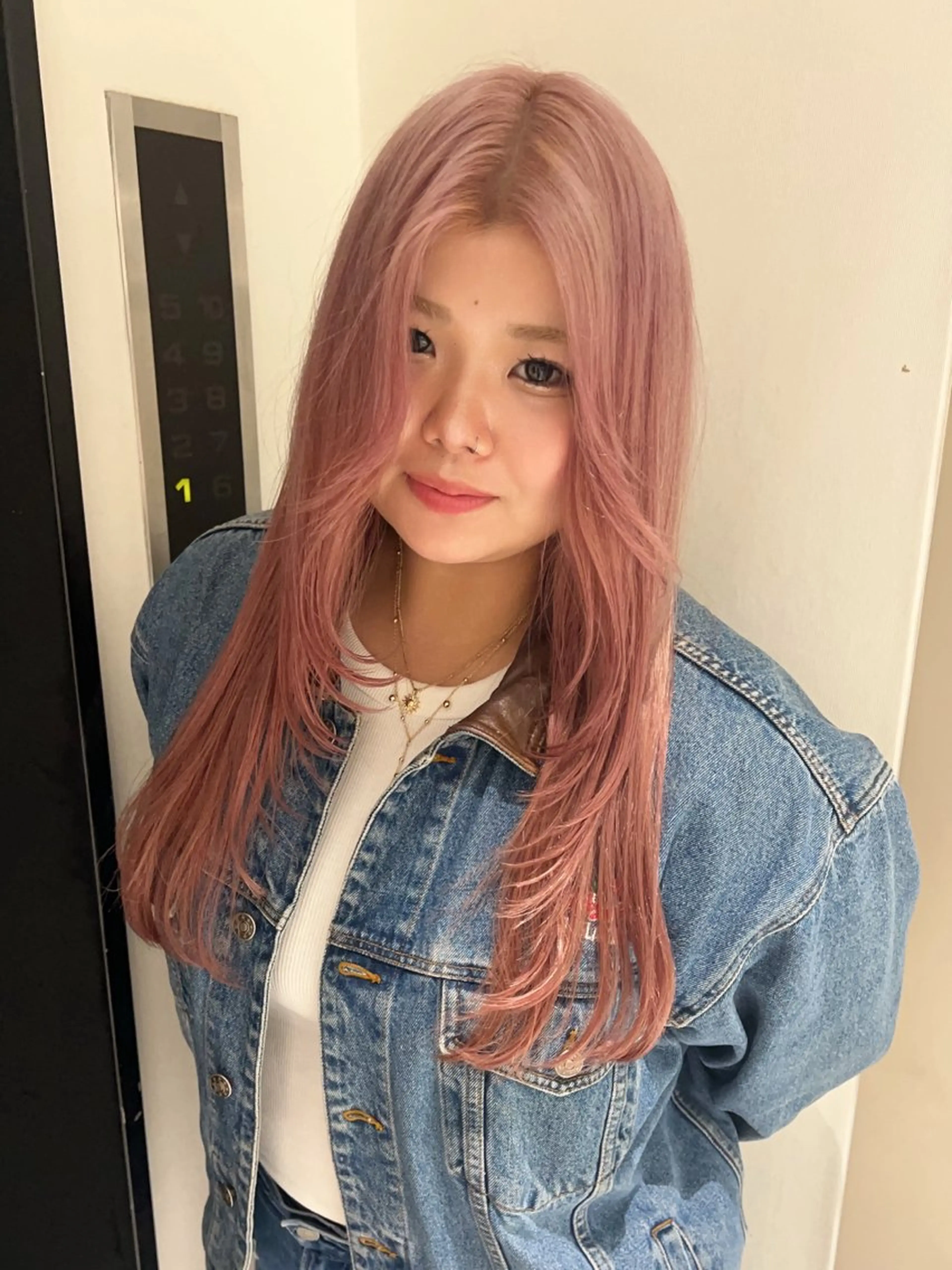 ロング ayaka🫧 梅田ダブルカラーのヘアスタイル