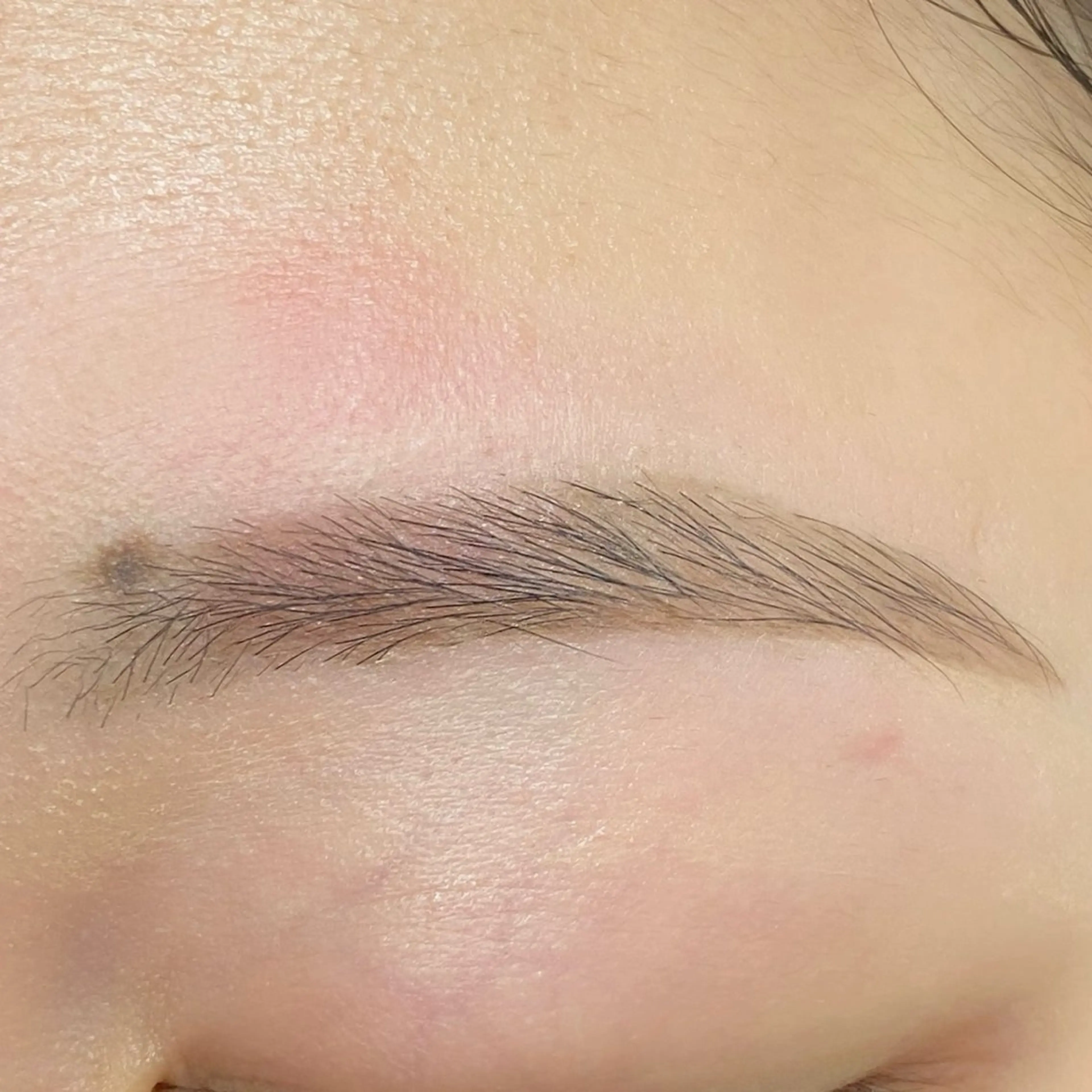 アイブロウ carrefourNoa松戸所属・森 夏希のマツエク・マツパデザイン