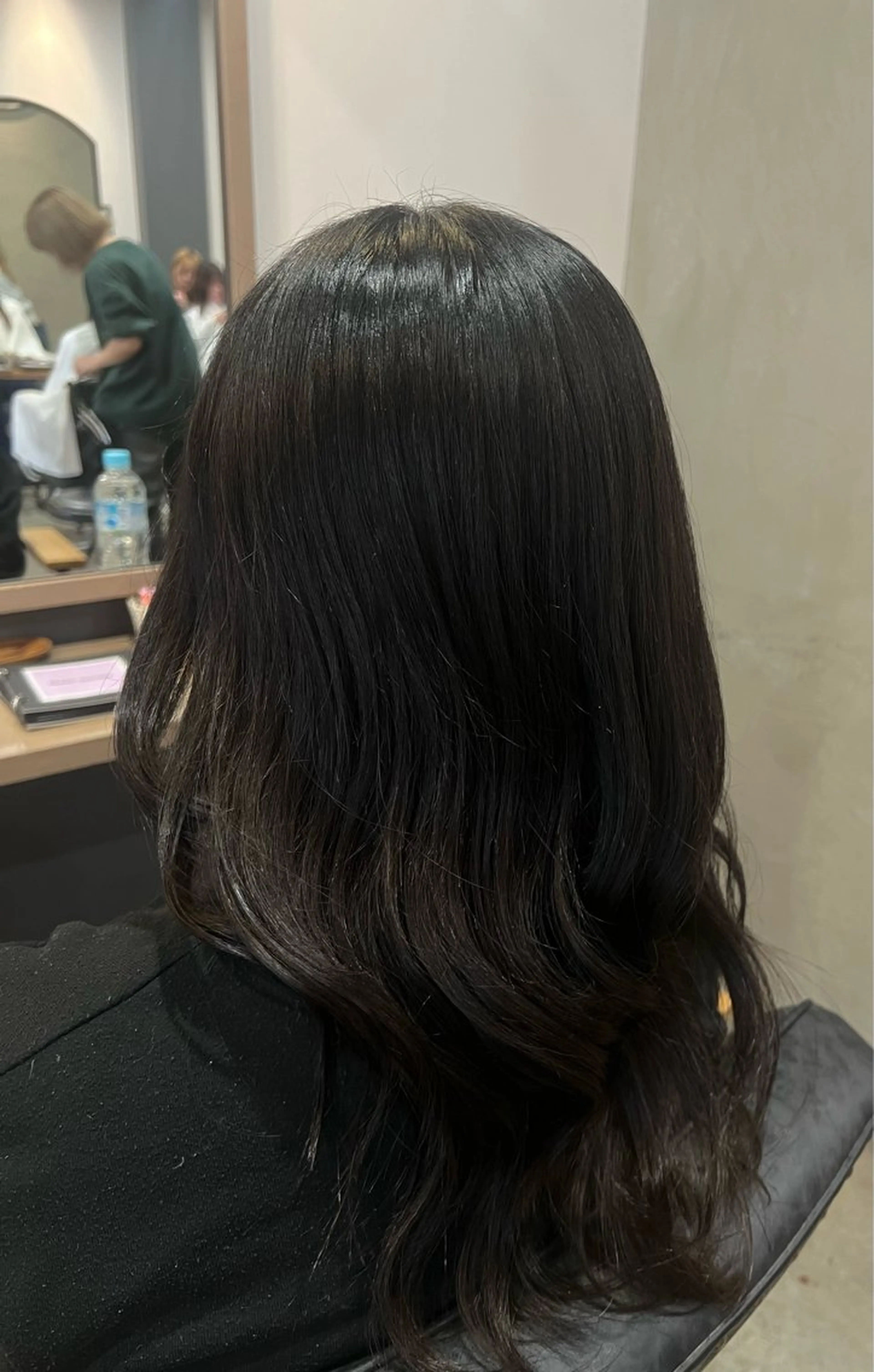 ミディアム 🖤レイヤー/ ゆい🖤のヘアスタイル