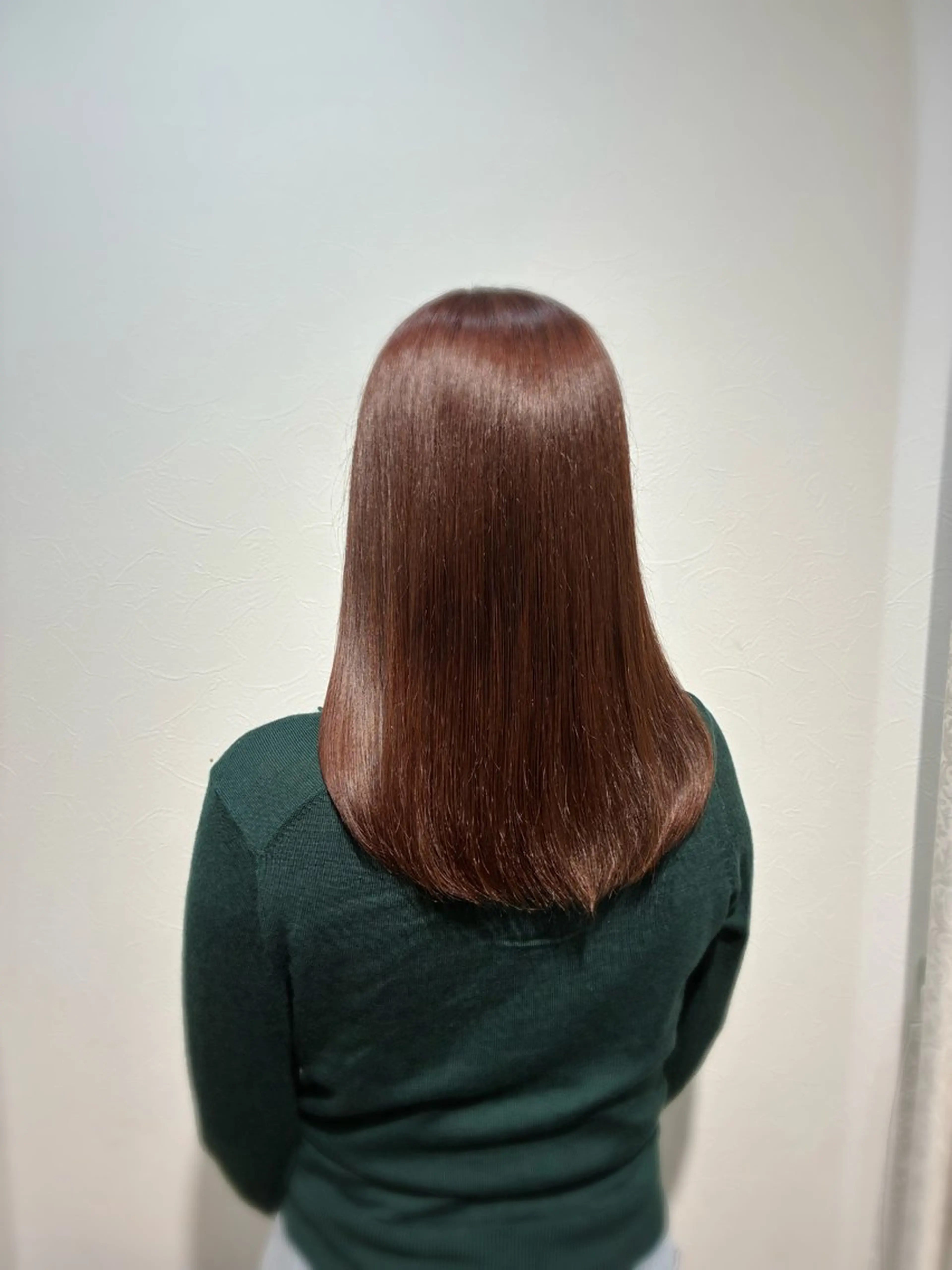 ミディアム カラー ブラウンカラー ピンクカラー ピンクブラウン ヘアカラー トリートメント 梅原 姫🍬🐰のヘアスタイル