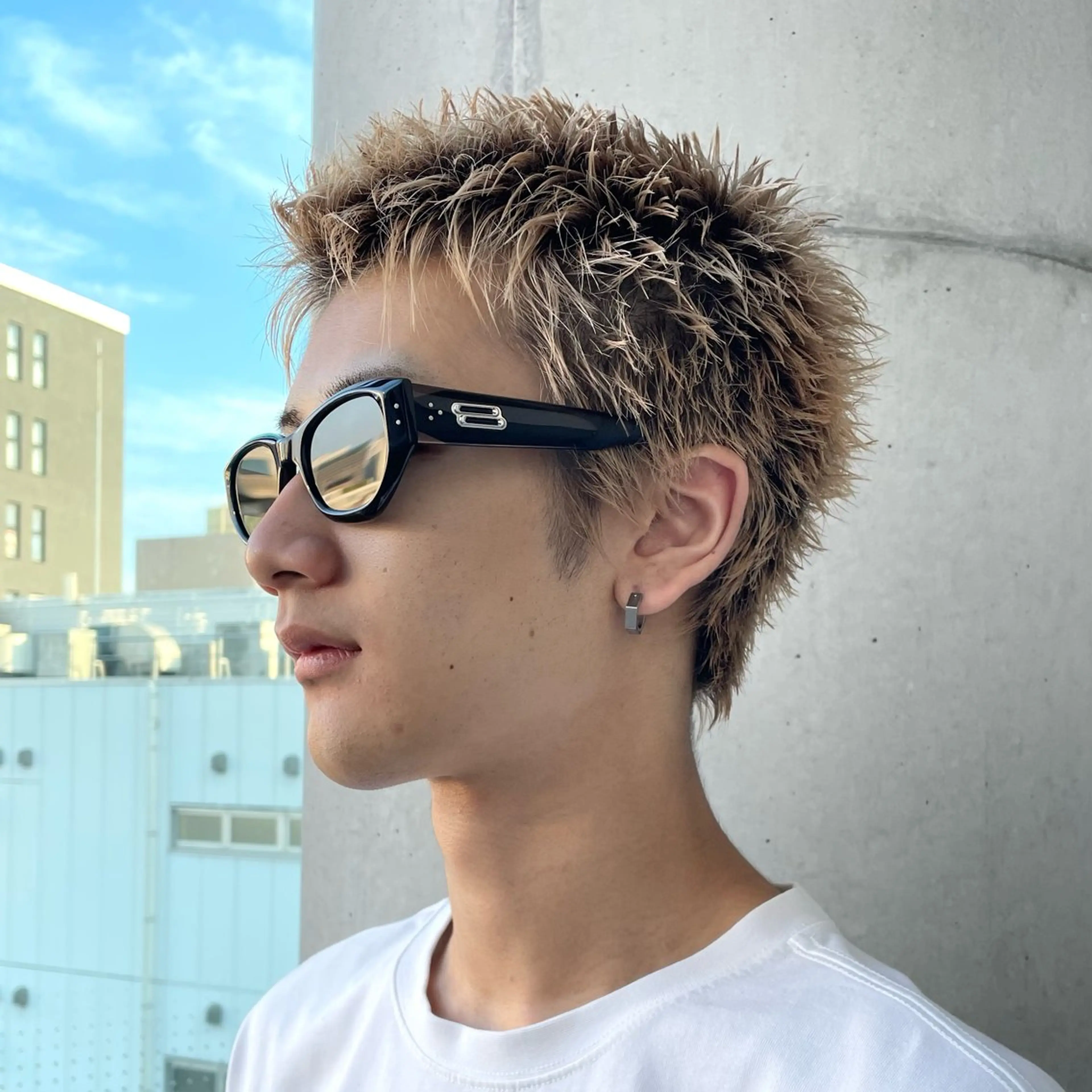 ショート カラー メンズ メンズブリーチ スパイキーショート ブリーチ ショートヘア カット ⚾️横浜メンズカット 阿部龍馬🍺🍔のヘアスタイル