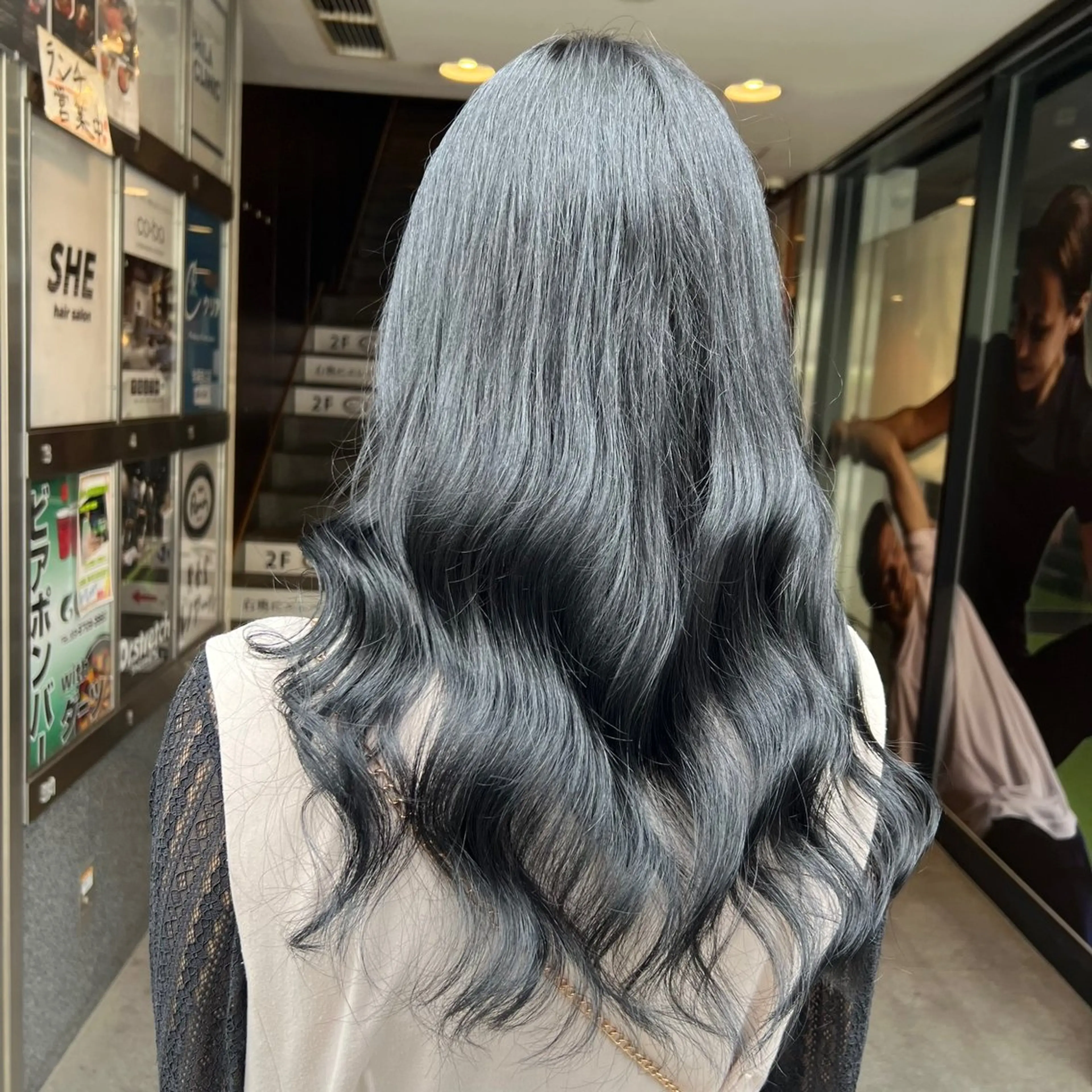 カラー 透け上品ハイトーン 職人ゆうと🤍のヘアスタイル