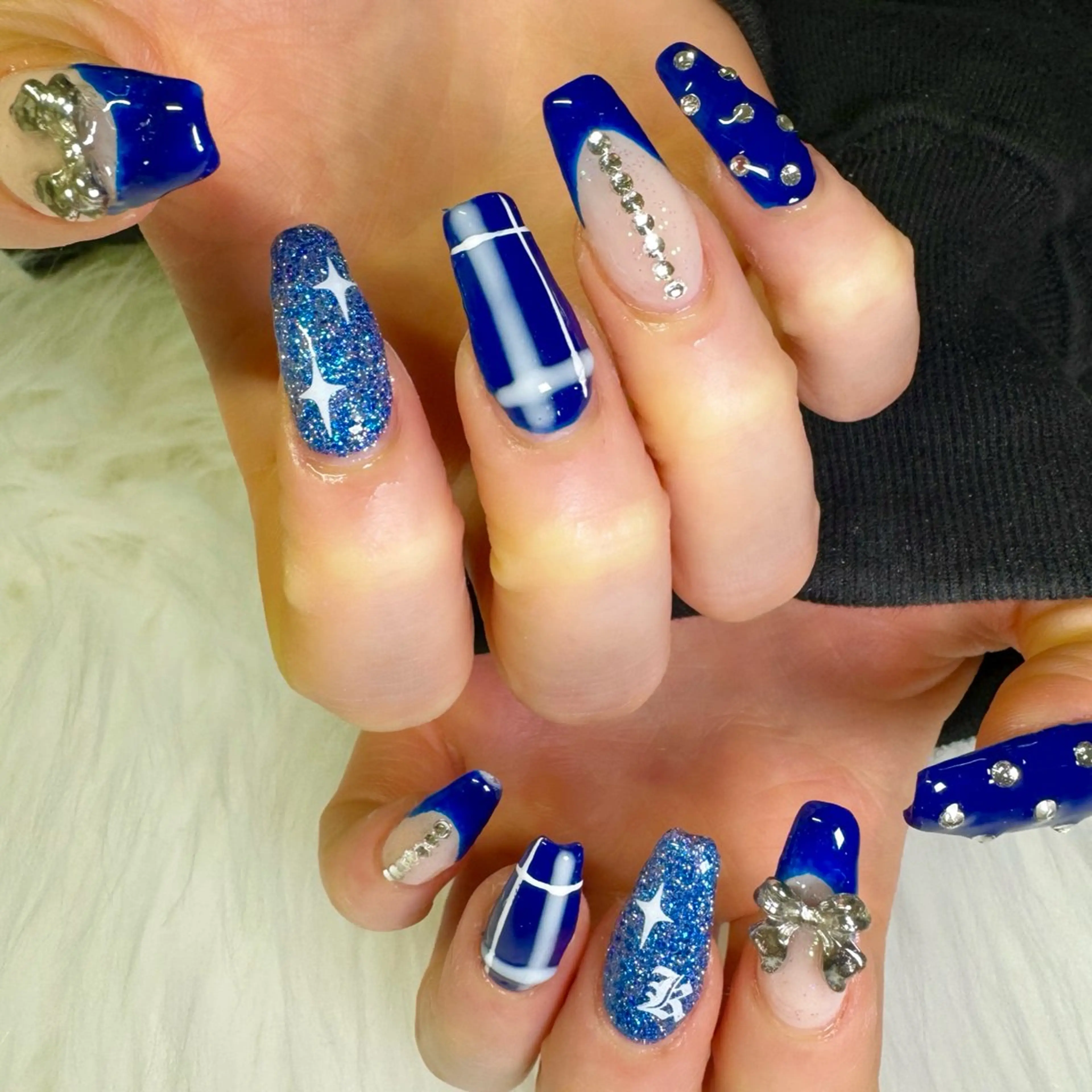 ネイル ハンドネイル 黒川 実祐のネイルデザイン