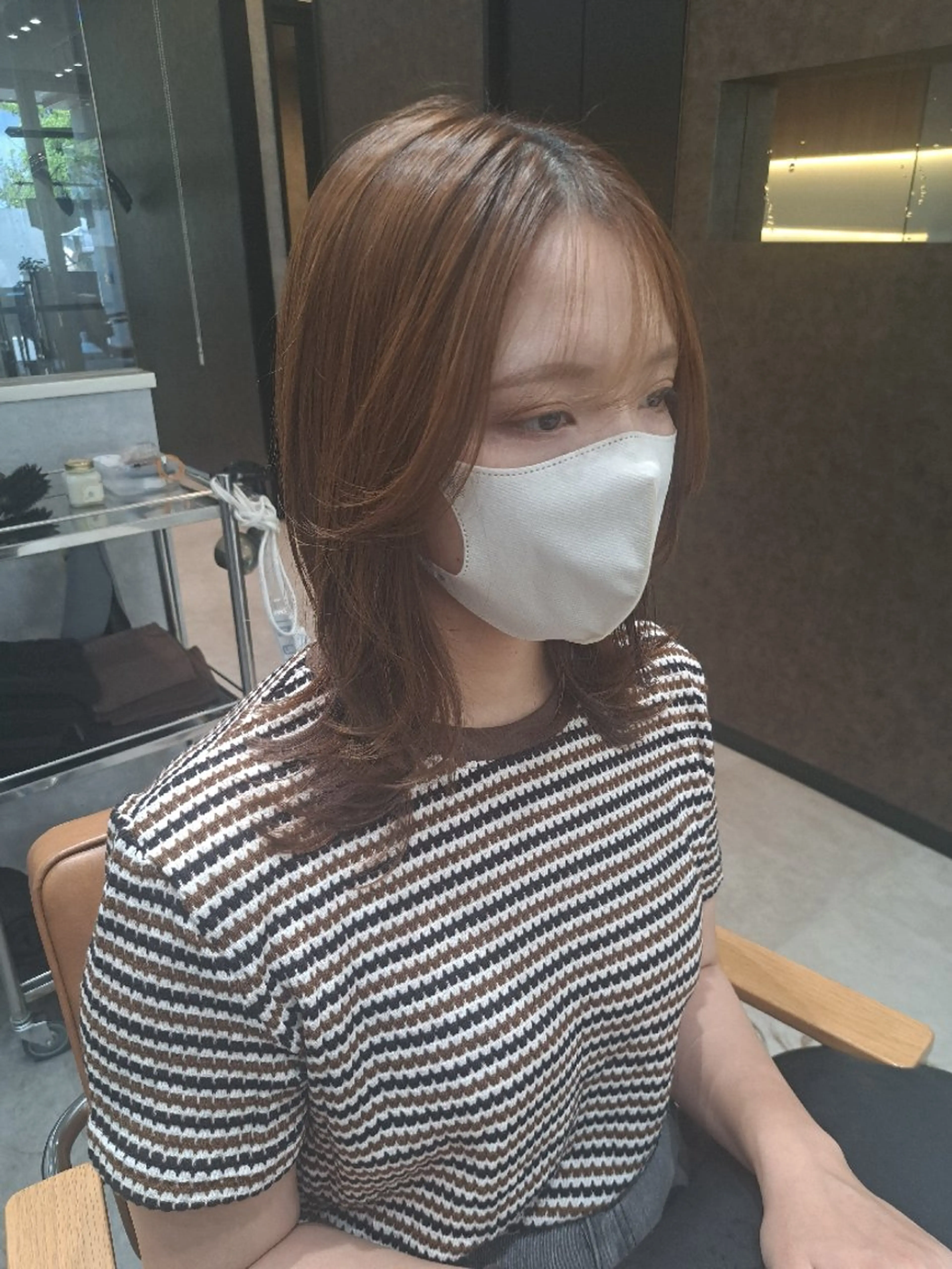 ミディアム 関口 知佳のヘアスタイル