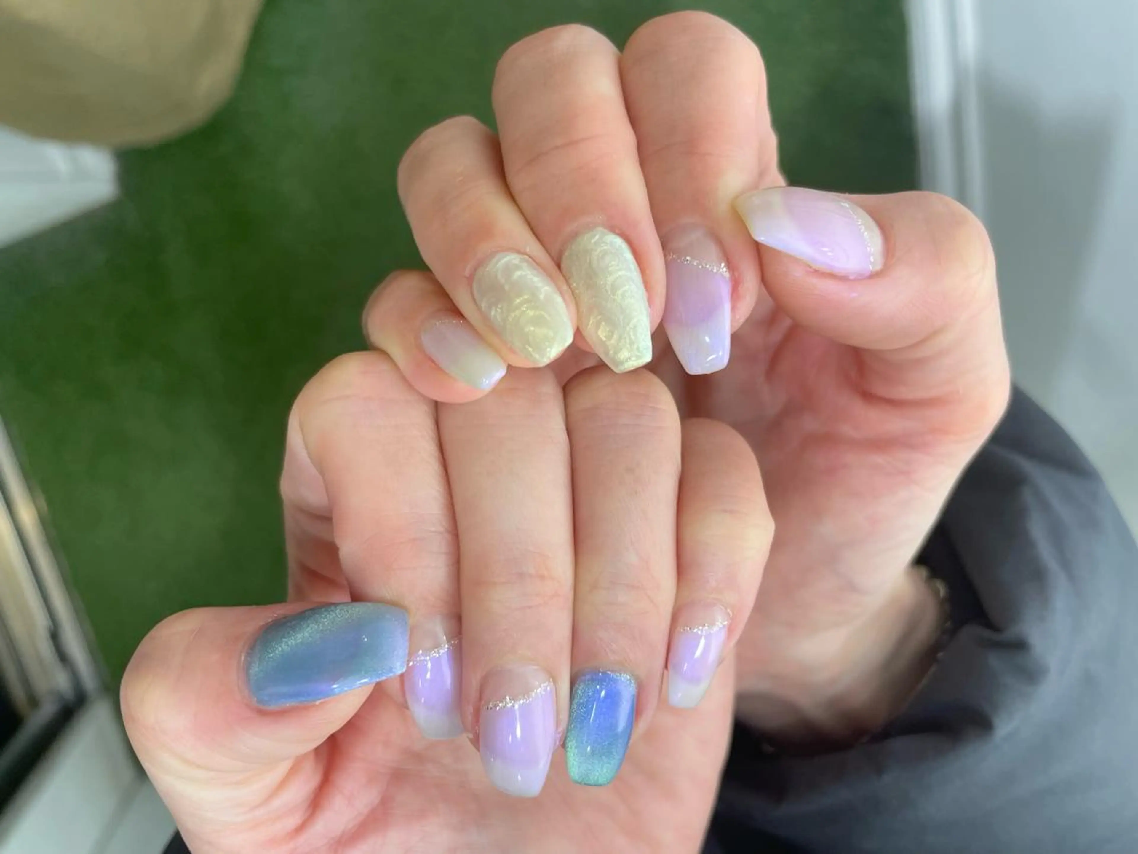 ネイル フレンチネイル ラメ(グリッター) Luonto nail TOKYO 【ルオント】所属・Luonto❁ Mayuのネイルデザイン