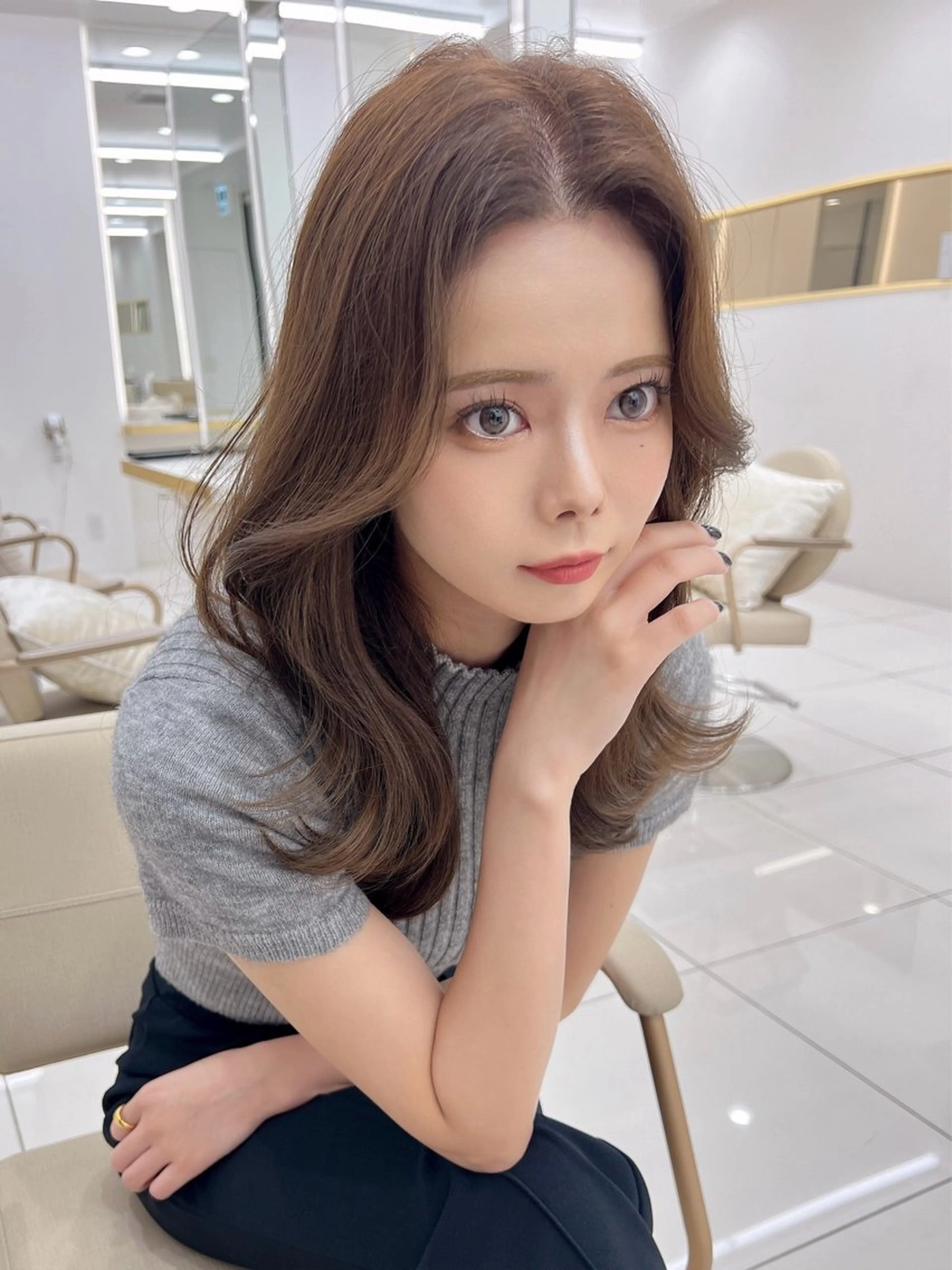 ミディアム 韓国風ヘア レイヤーカット トリートメント MAEUL 【マウル】栄のヘアスタイル