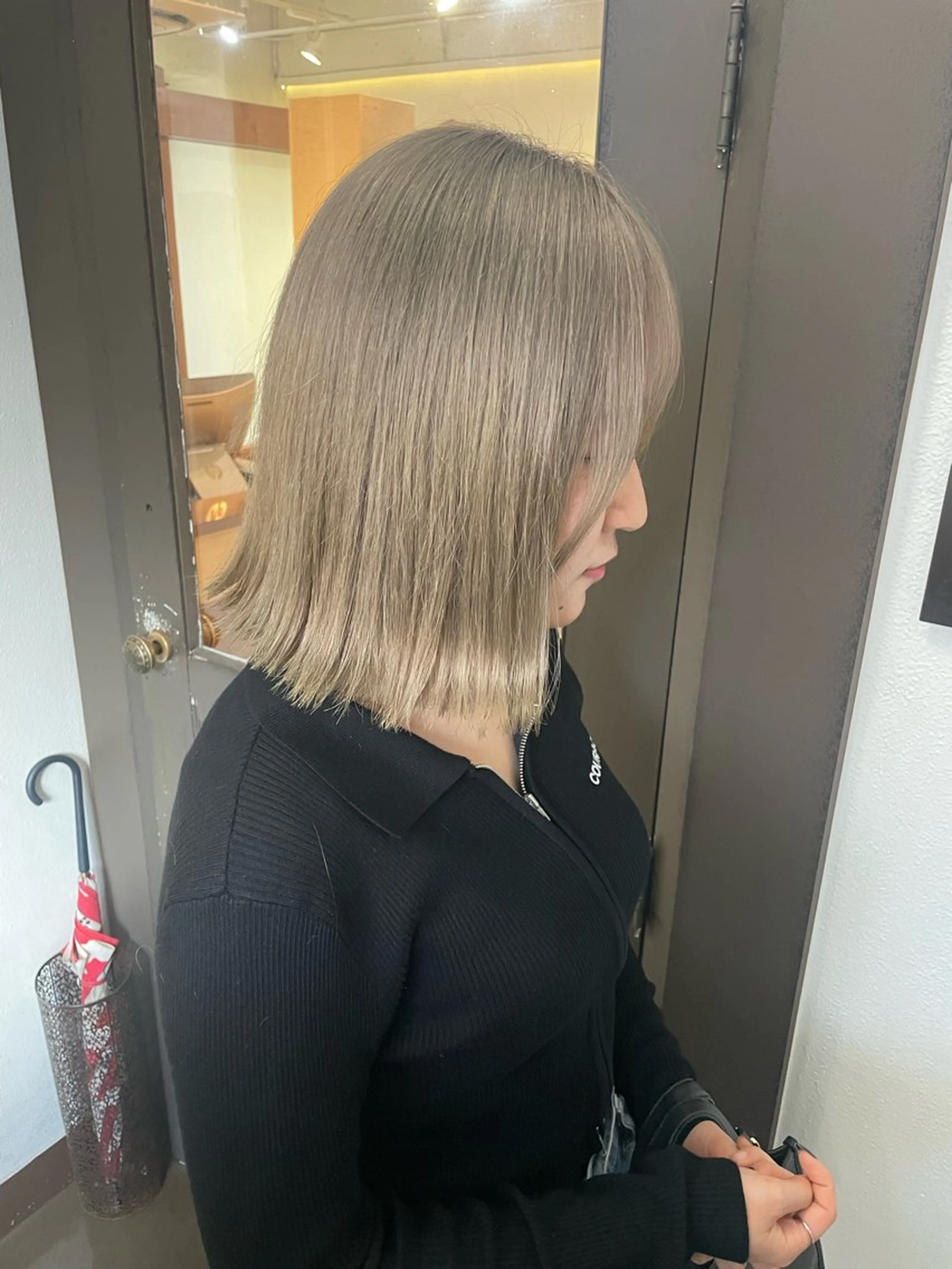 ミディアム カラー ベージュカラー ブリーチ 透明感カラー ヘアカラー トリートメント 羽田翔大/ブリーチ/ ボブカット/店長のヘアスタイル