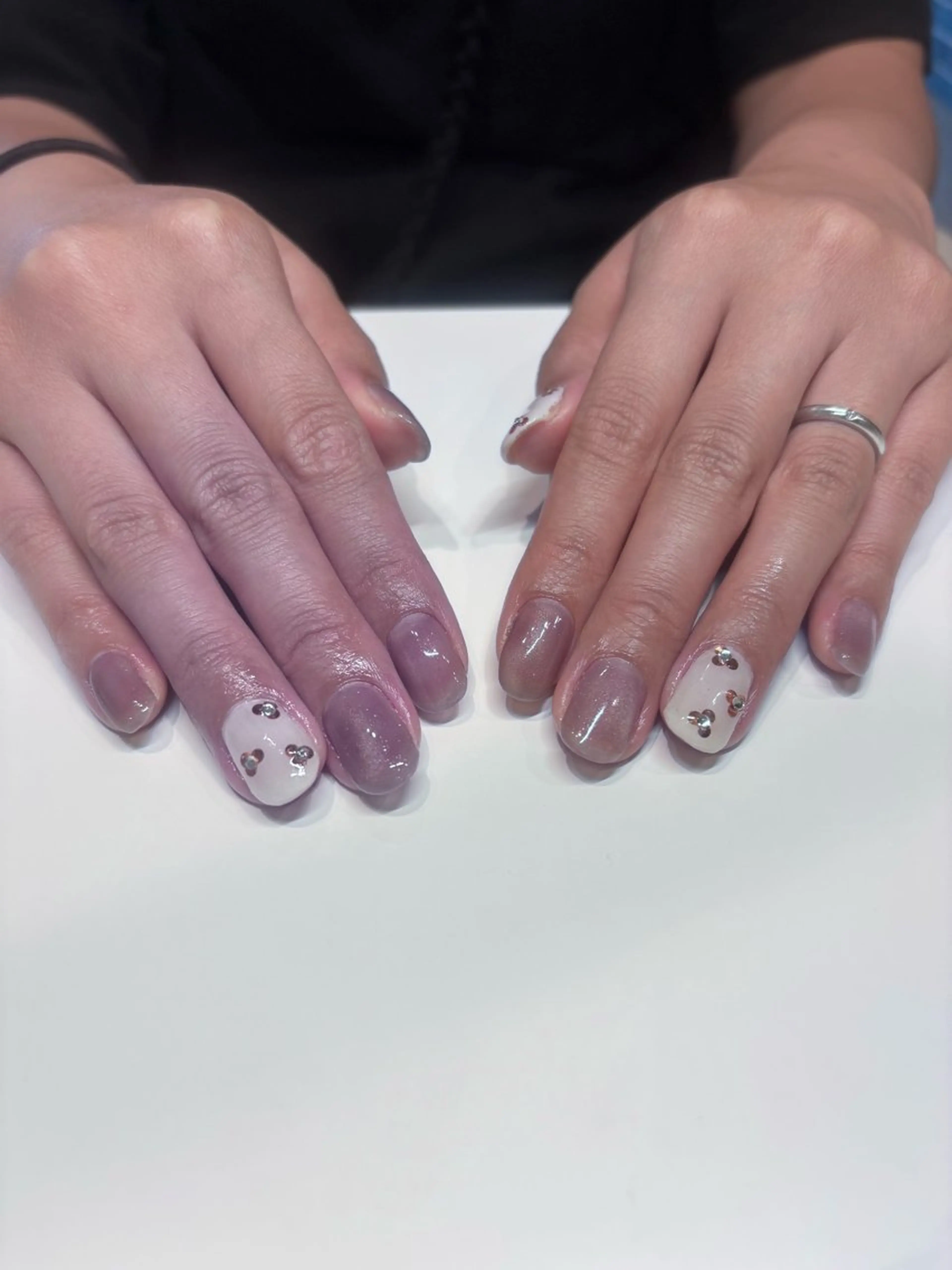 ネイル CECIL beauty labo所属・田中 梨奈のネイルデザイン