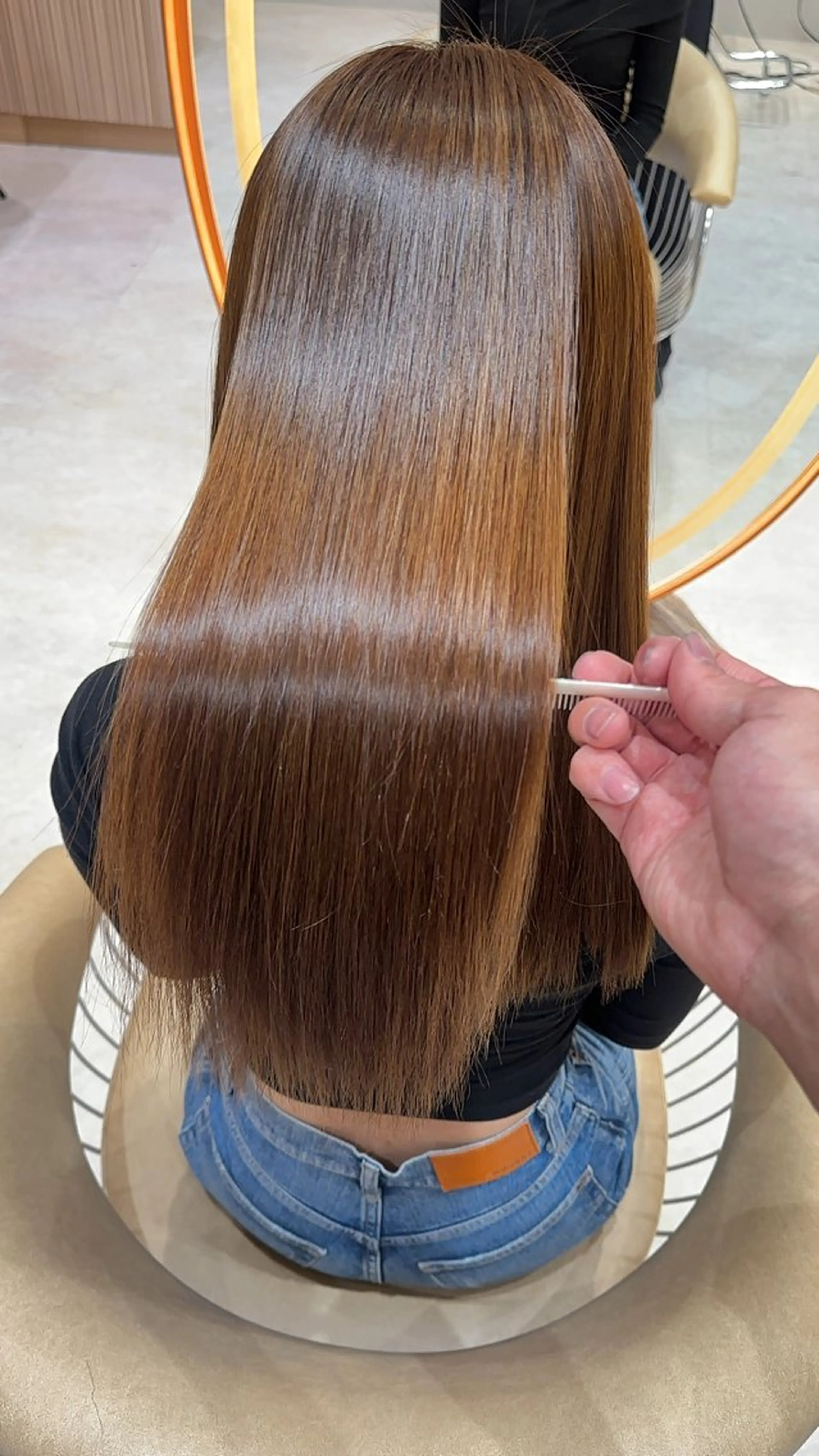 セミロング カラー カット ヘアカラー 縮毛矯正 レイヤー❣️縮毛矯正 川村利幸のヘアスタイル