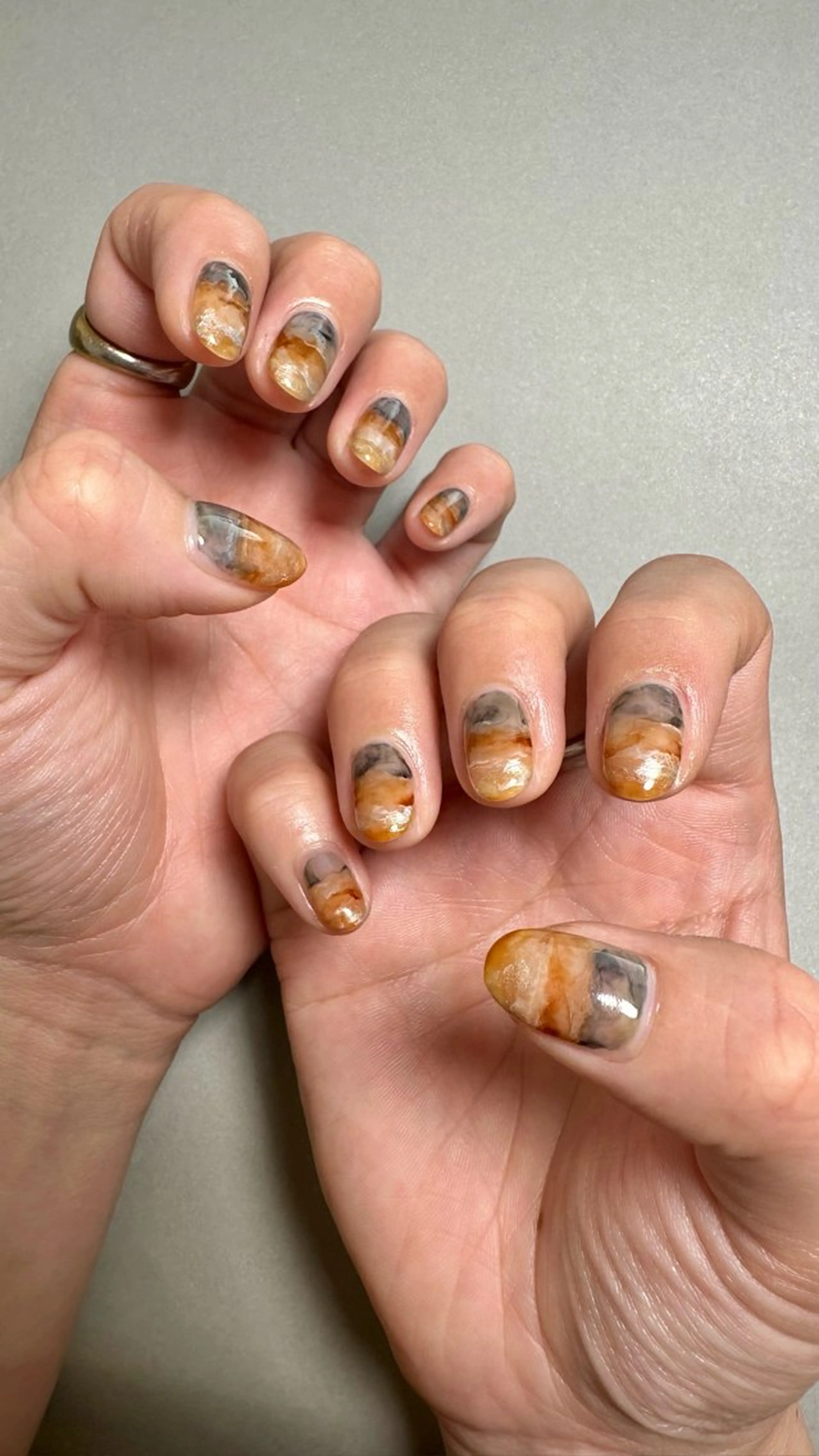 ネイル ニュアンスネイル ハンドネイル ハンドケア Atelier Ariのネイルデザイン