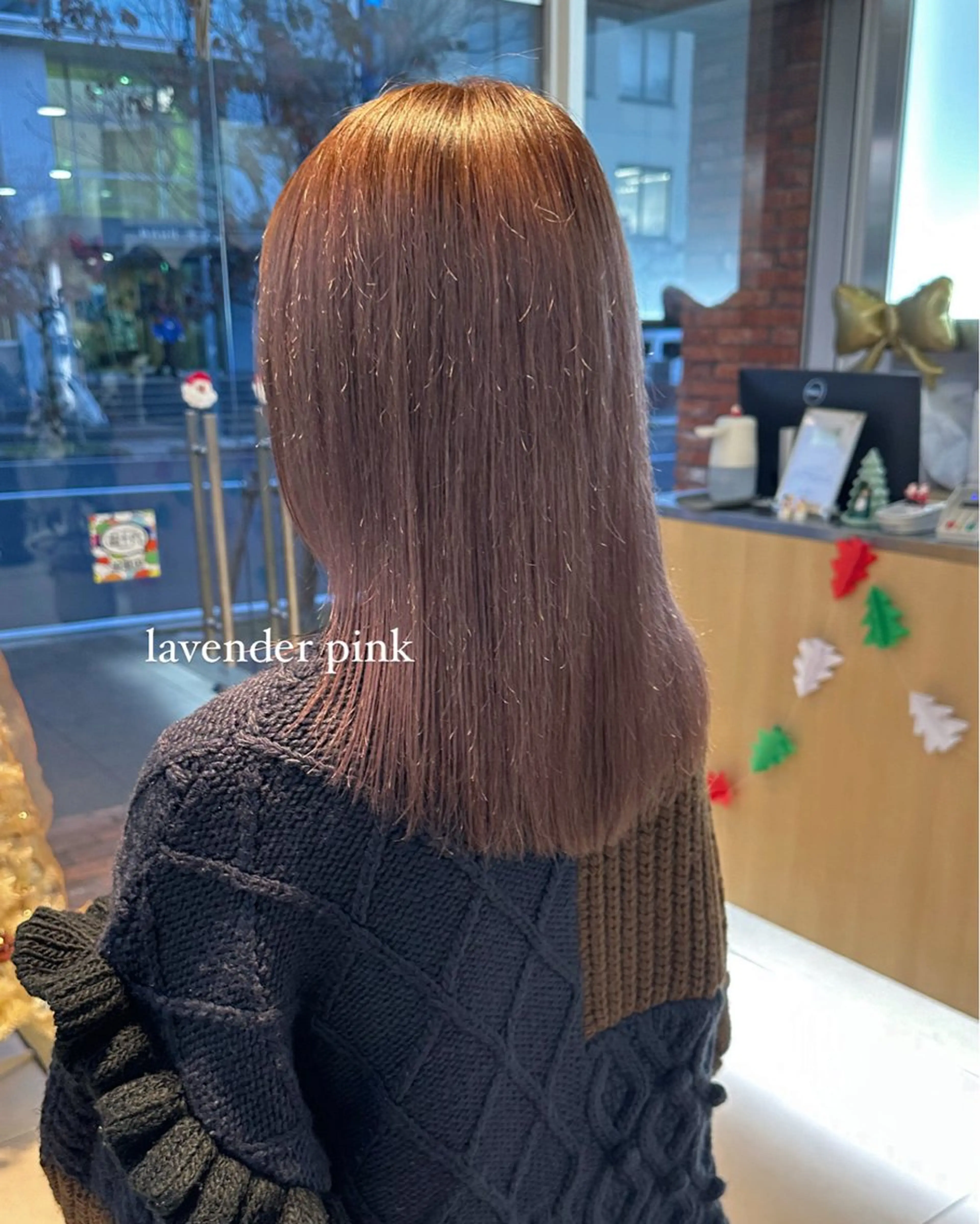 ミディアム カラー ブリーチ ラベンダーカラー ラベンダーピンク ピンクカラー カット ヘアカラー トリートメント 山下恋佳/矢場町/ ブリーチ/ショートのヘアスタイル