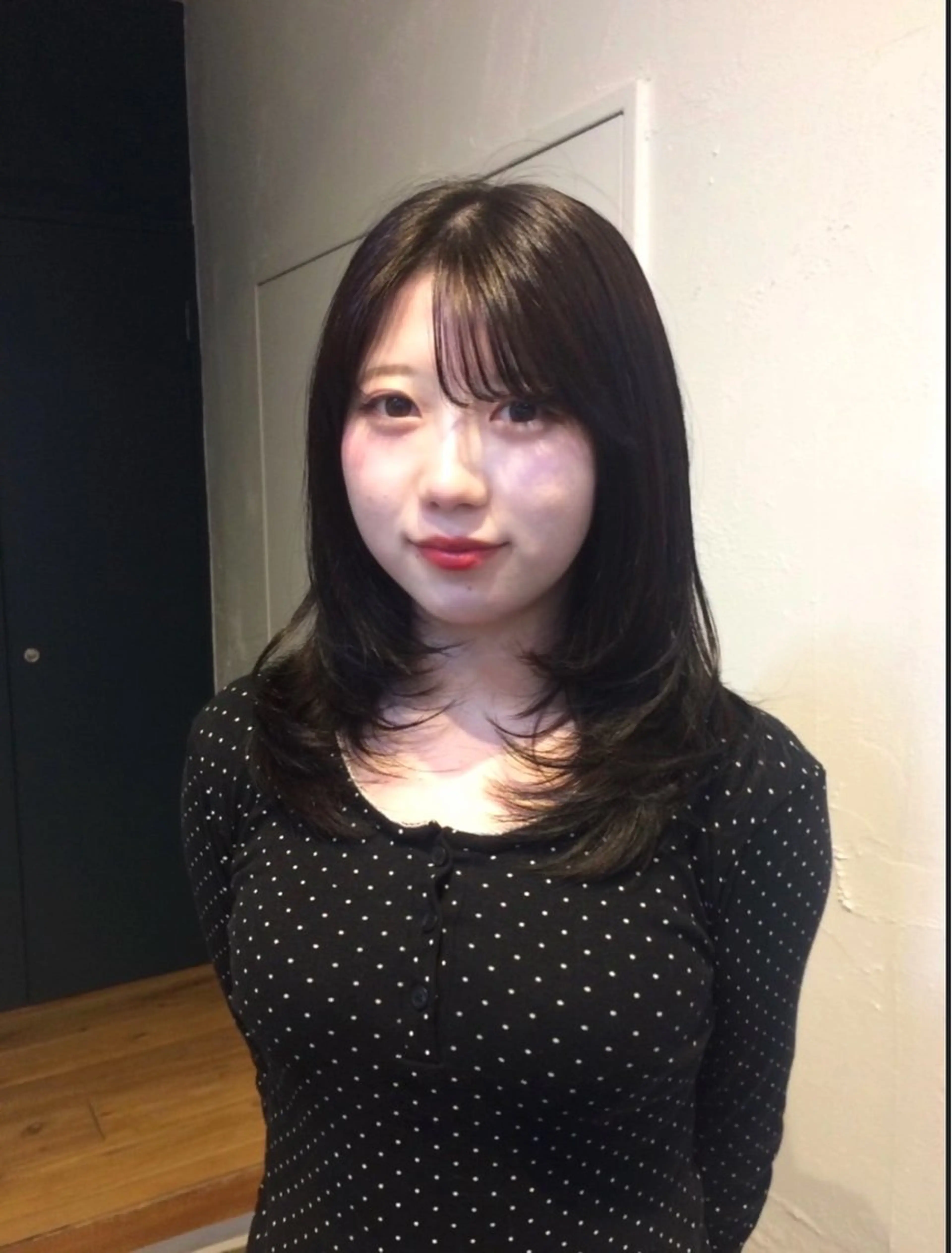 セミロング CRAFT HAIR DESIGN所属・ミナ /海外スタイルのヘアスタイル