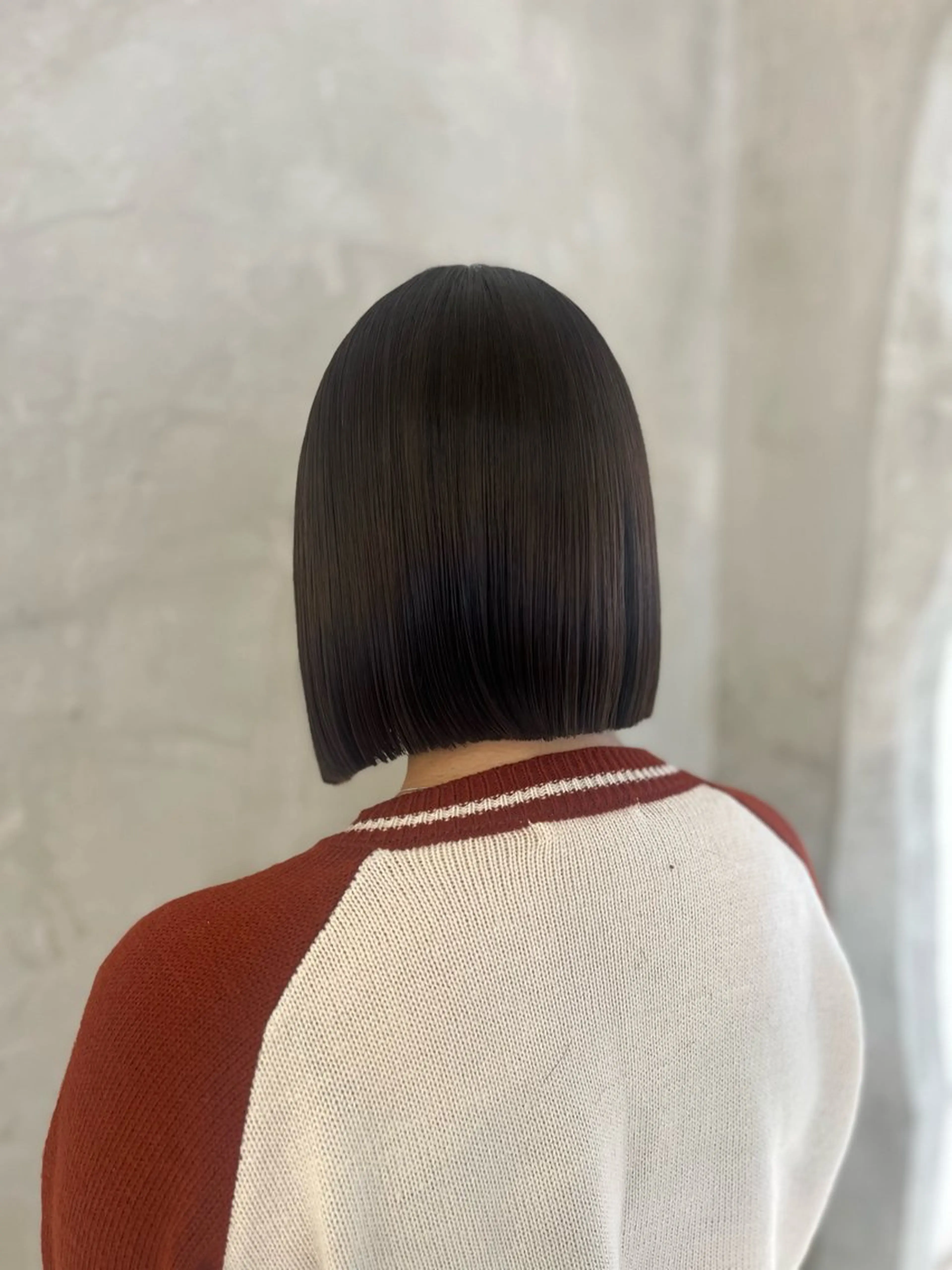 ミディアム カット 縮毛矯正 トリートメント effect横浜所属・切りっぱなしボブ/ 艶カラー/綾莉のヘアスタイル