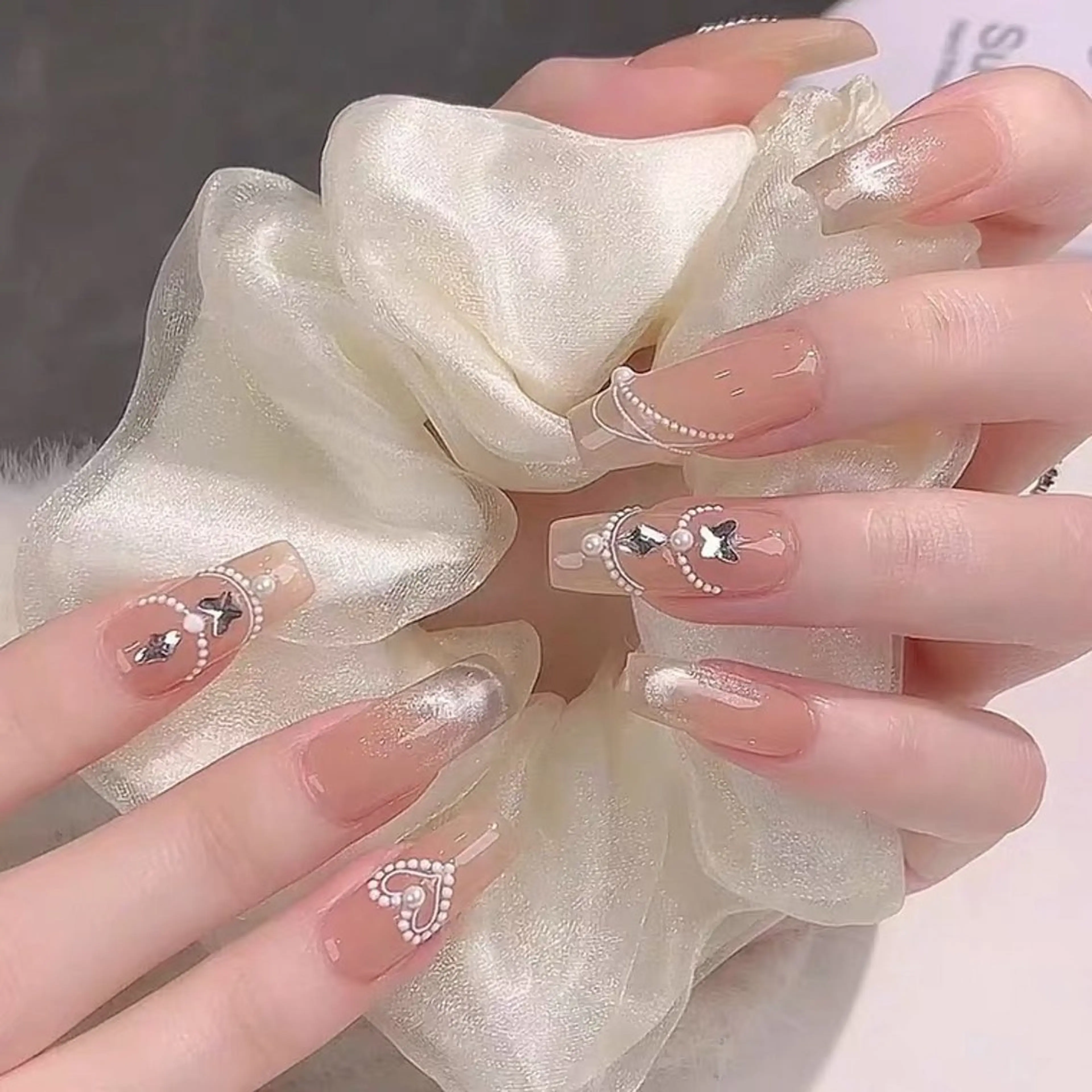 ネイル AND Nail 長さだし専門店のネイルデザイン