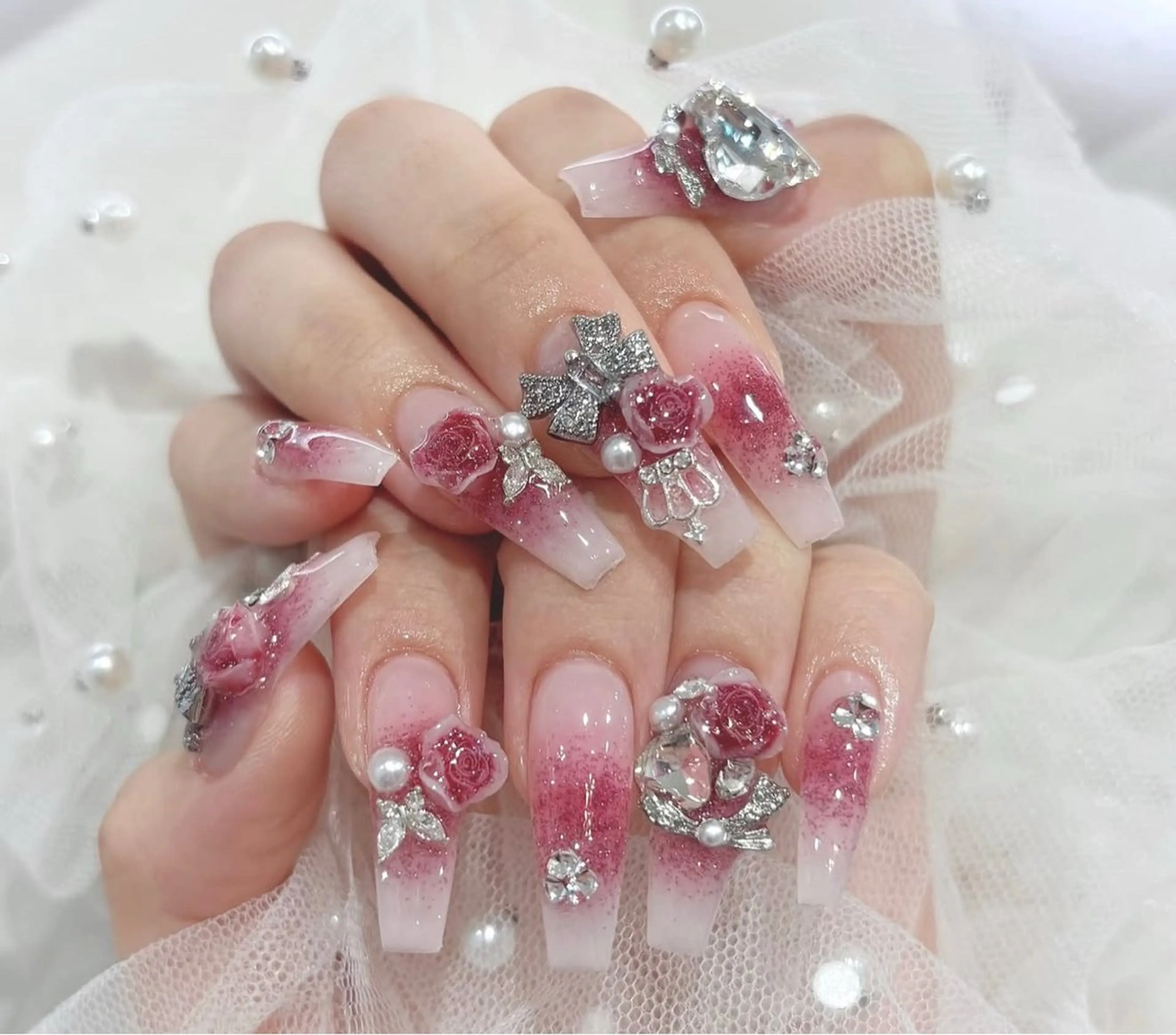 ネイル アートネイル ジェルネイル グラデーション マグネットネイル ニュアンスネイル ハンドネイル Ryu Nail Studio所属・Ryu nail studioのネイルデザイン