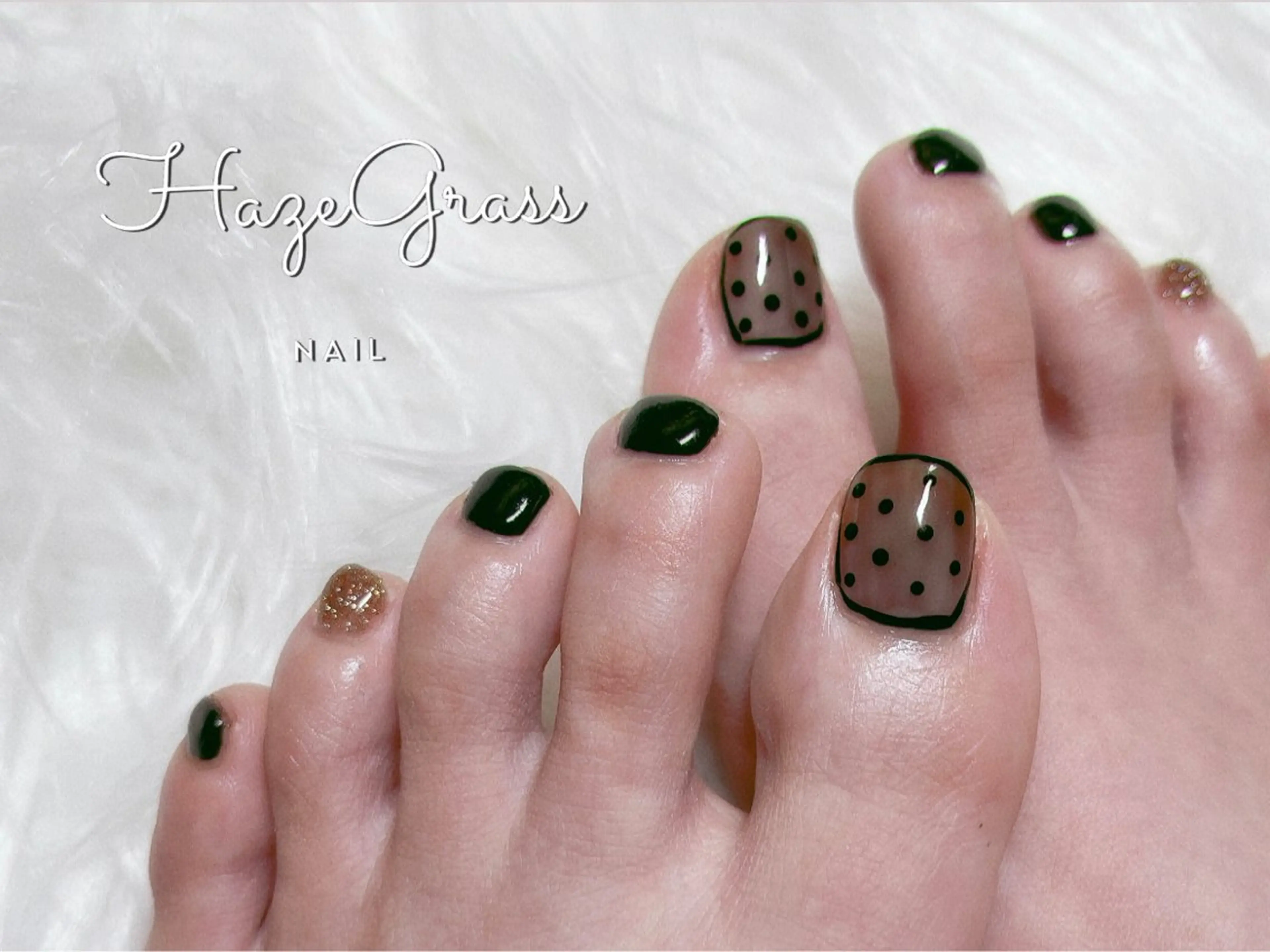 ネイル ドット 持ち込み フットネイル HazeGrass NAILのネイルデザイン