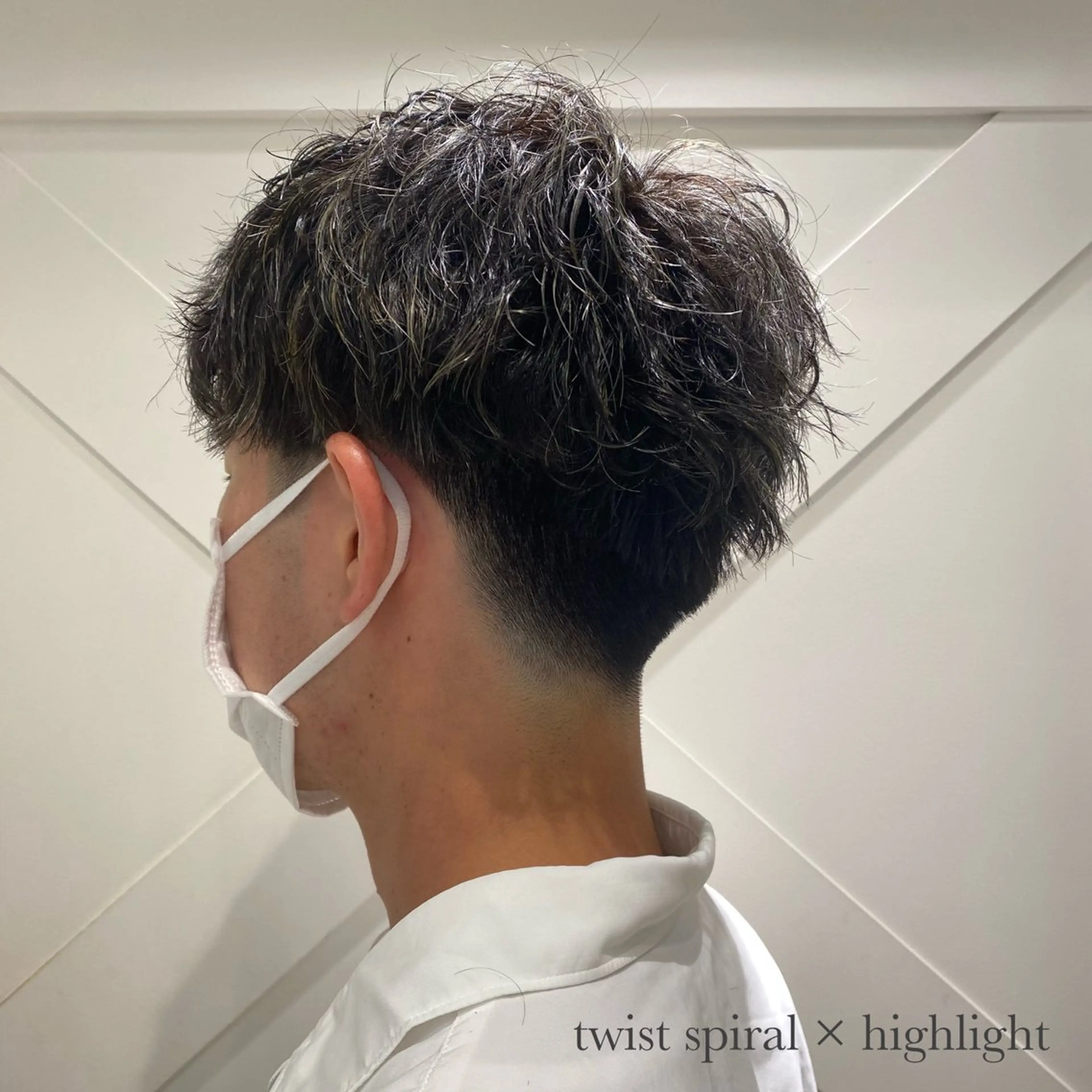 カラー パーマ メンズ メンズハイライト ハイライトカラー パーマ acoron.武蔵小杉所属・🌴aoi. / 海外style🌴のヘアスタイル