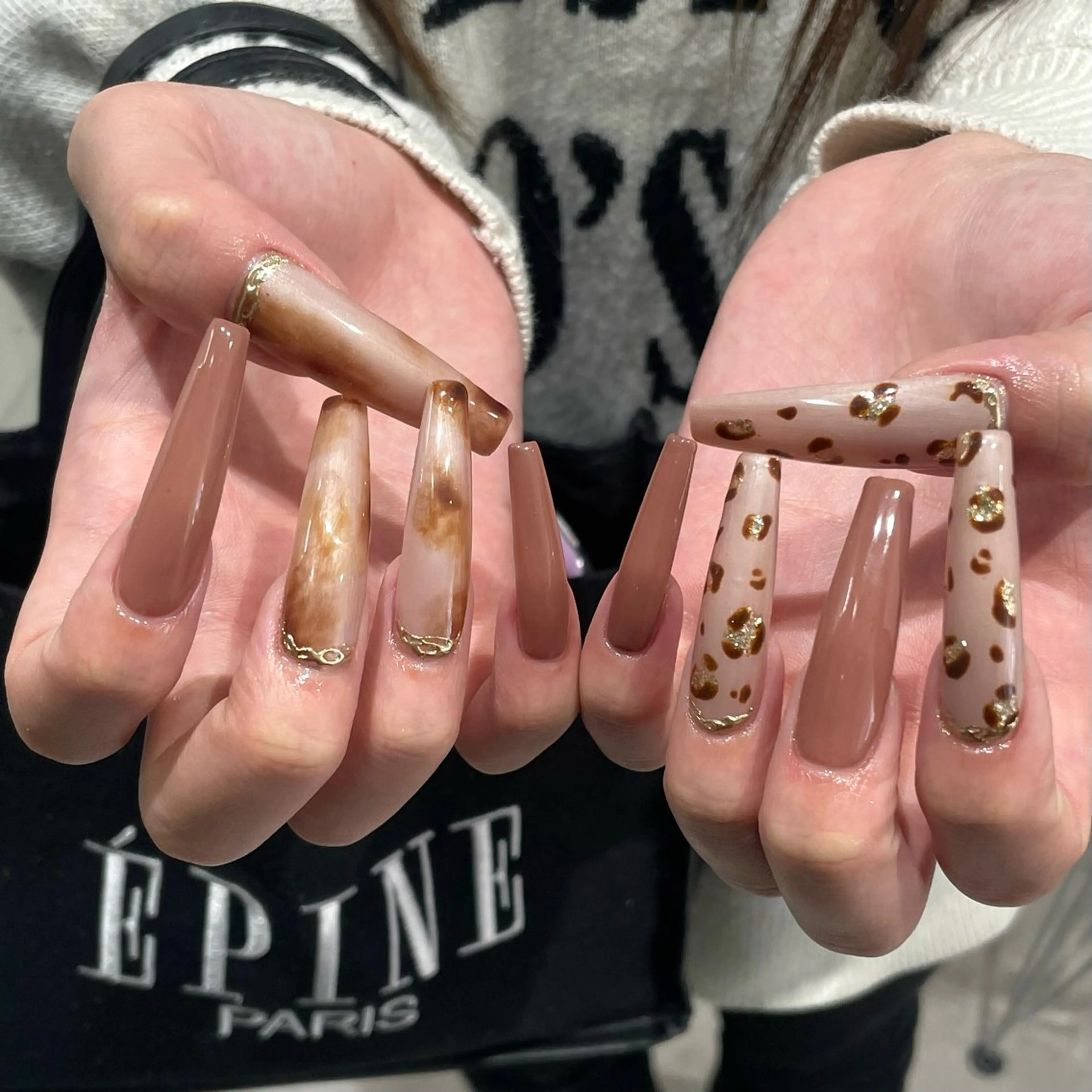 ネイル ロングネイル ハンドネイル IROHA NAIL Kurumi🪽🫧のネイルデザイン