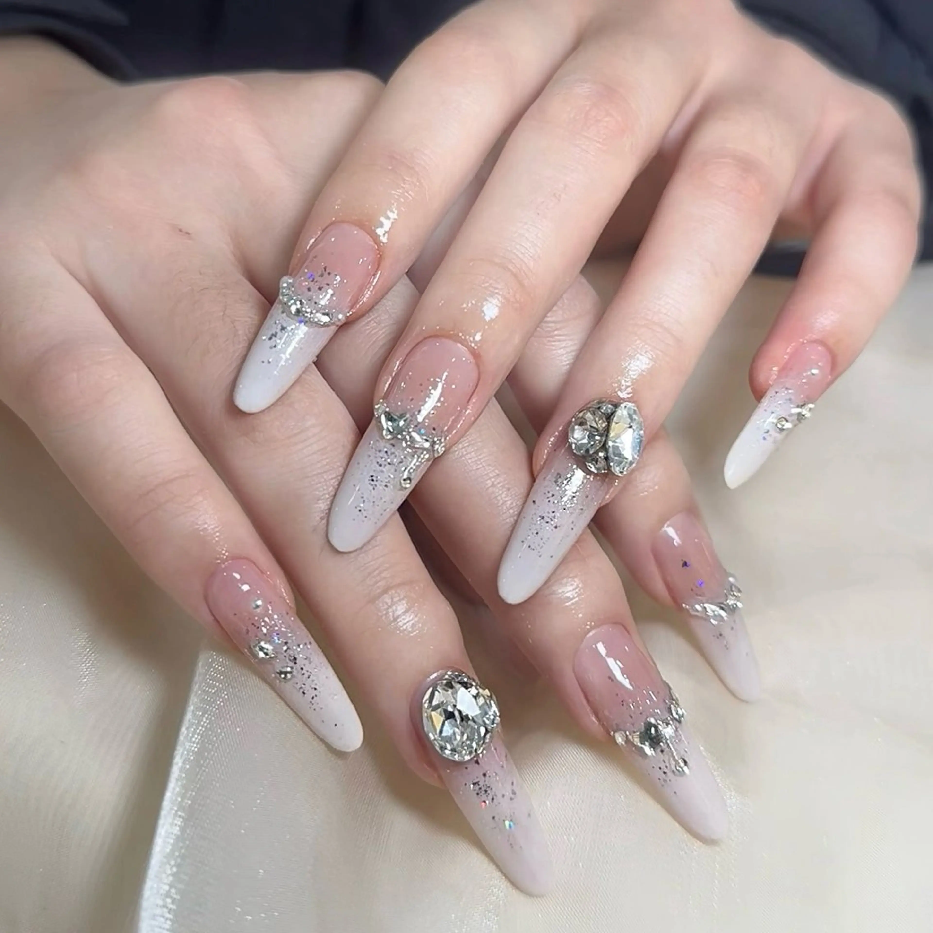 ネイル ハンドネイル 🎀 NaNa_nailのネイルデザイン