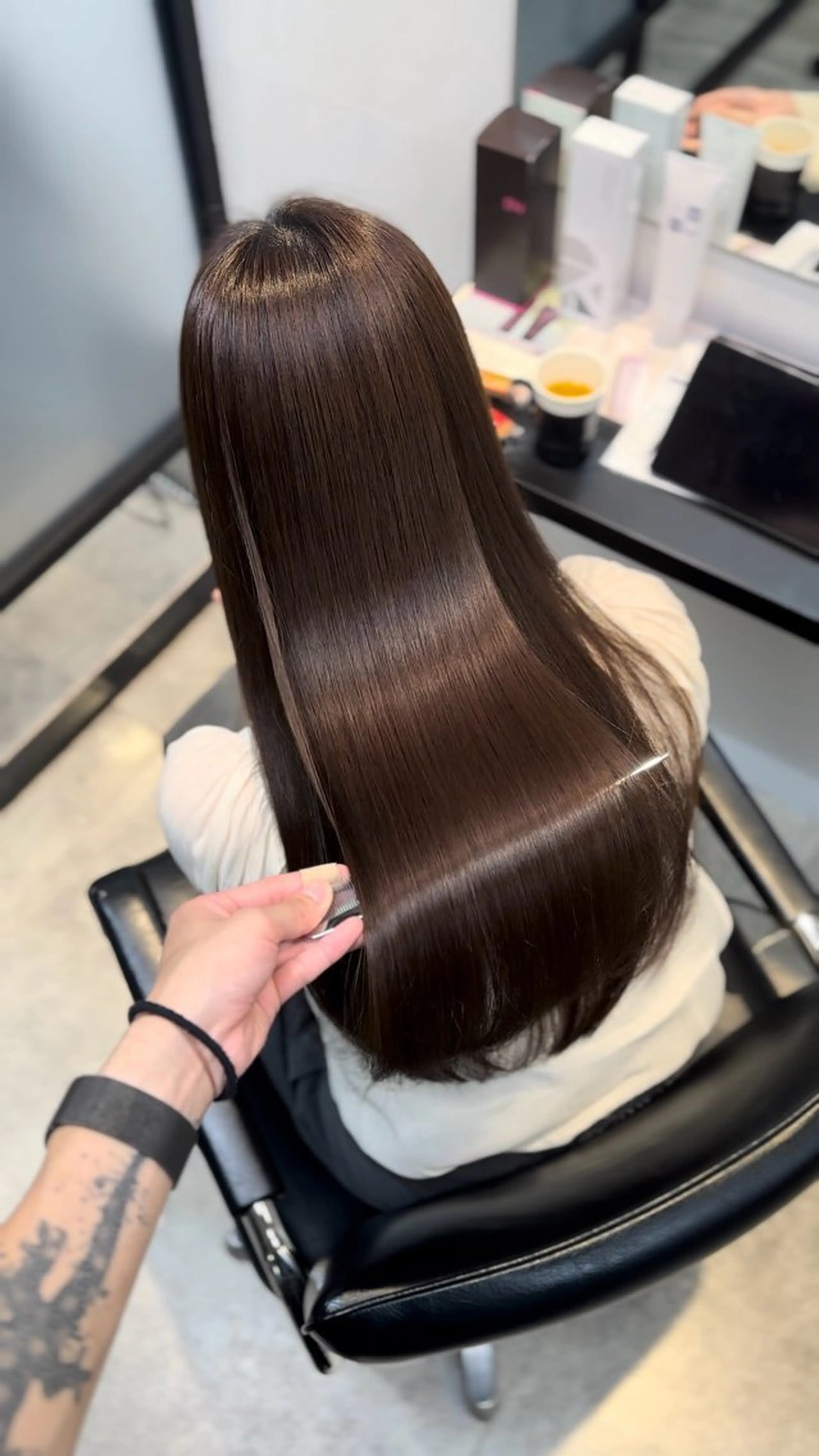 ロング 髪質改善 トリートメント ヘアカラー トリートメント ツヤ髪 ／髪質改善 松岡将太郎のヘアスタイル