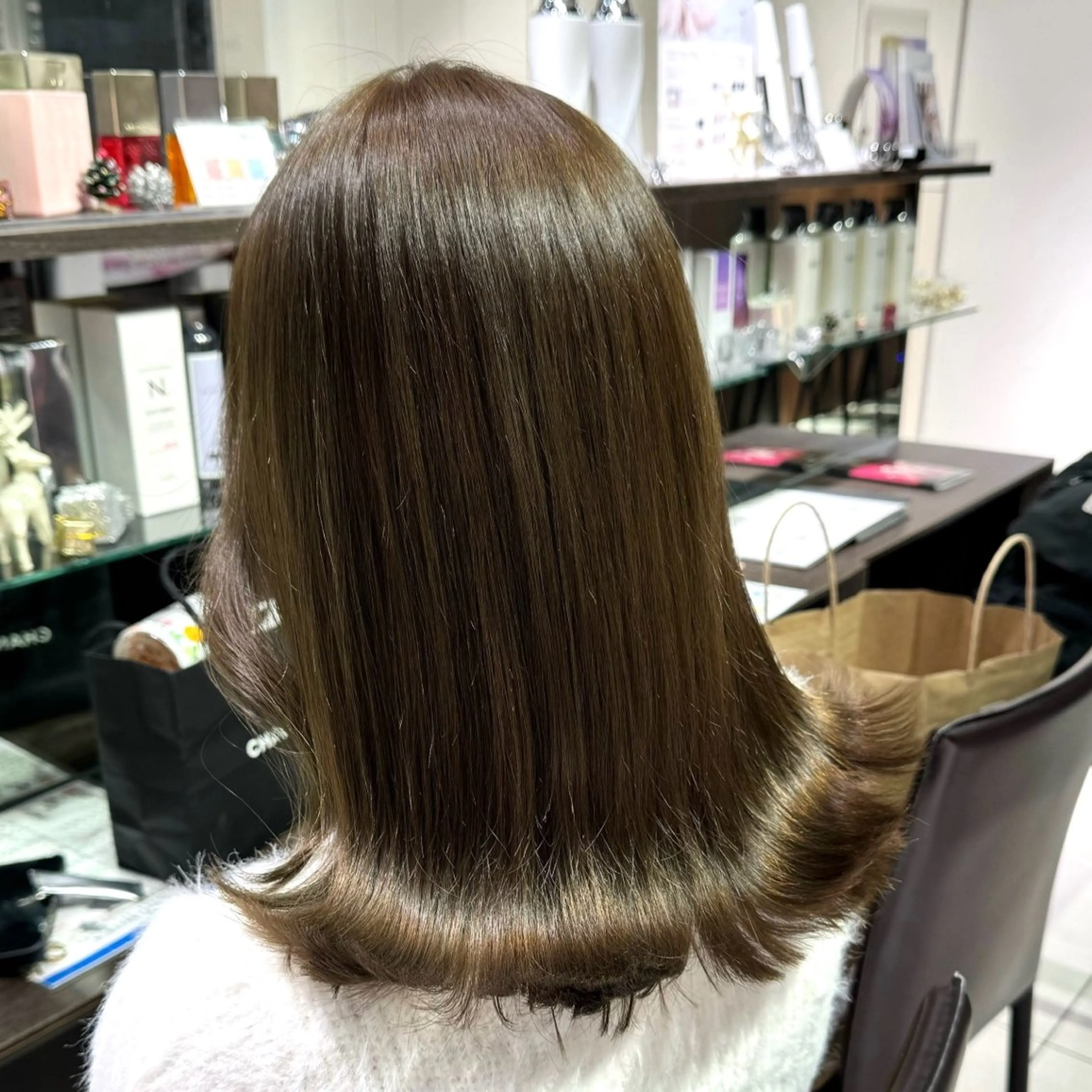 ロング カラー ヘアアレンジ ヘアカラー ブリーチなしカラー /ベージュ/安形翔のヘアスタイル