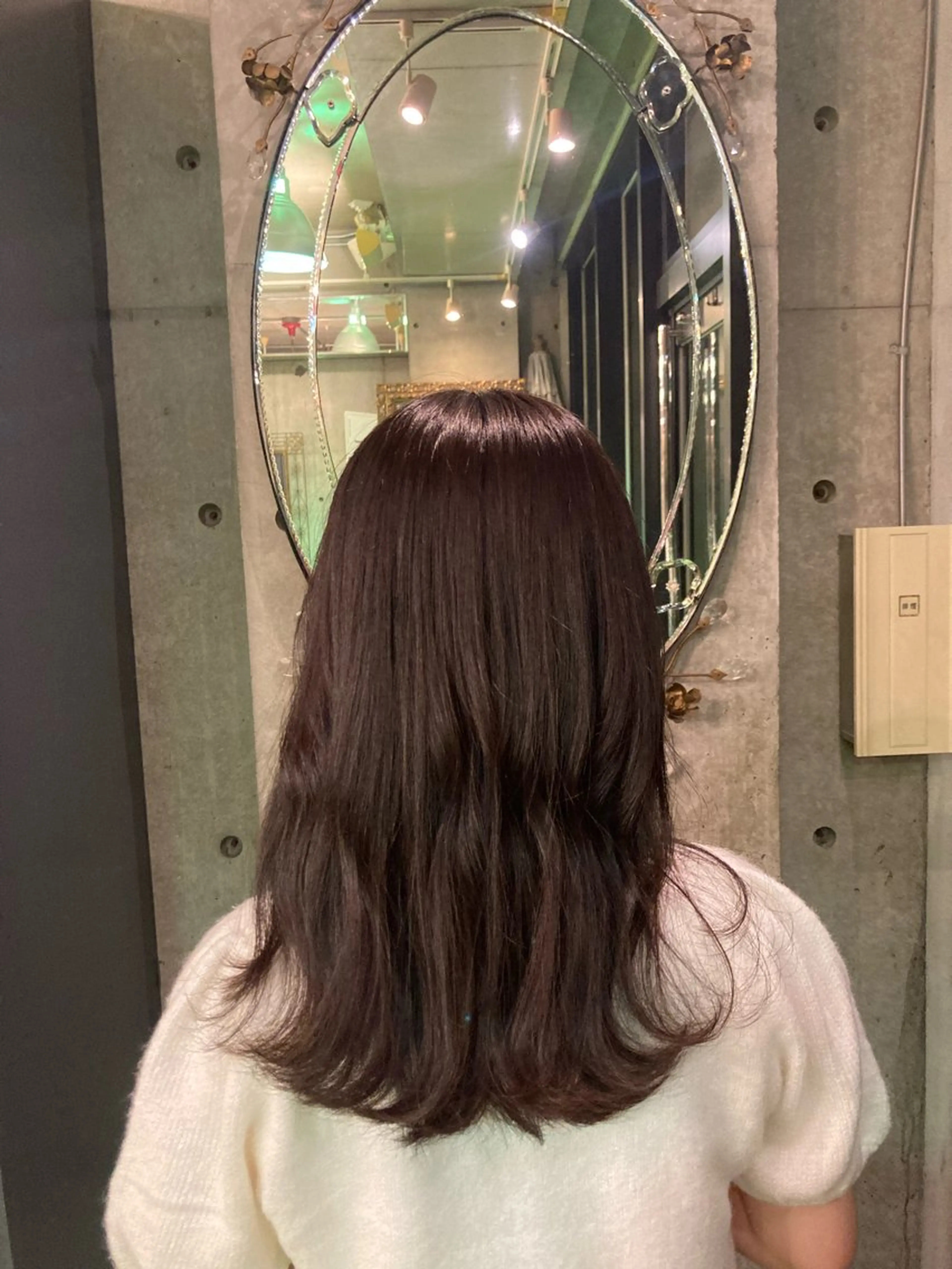 セミロング Y U K Iのヘアスタイル