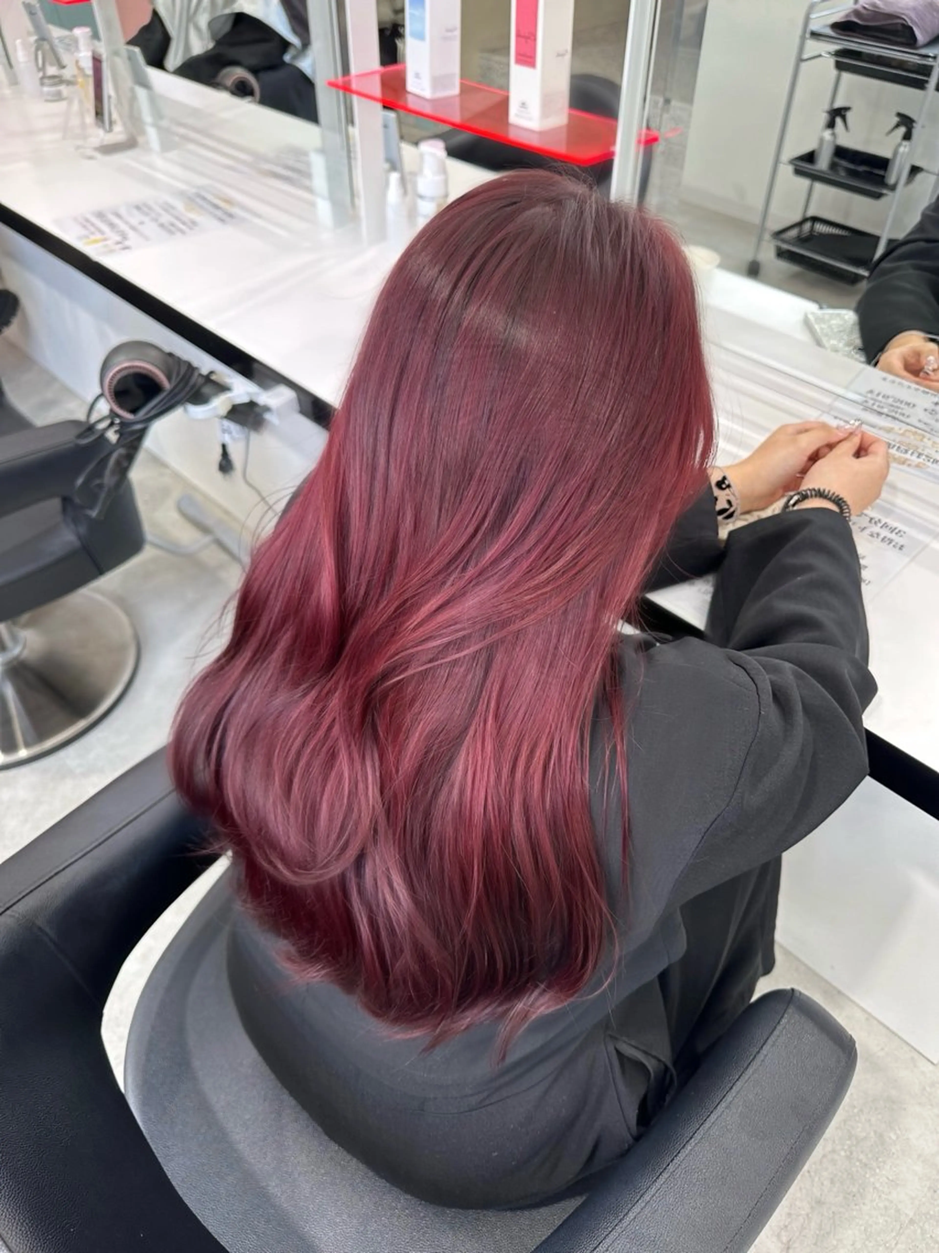 ロング カラー カット ヘアカラー 透明感・トレンドヘア 🫧SENDAI🫧のヘアスタイル