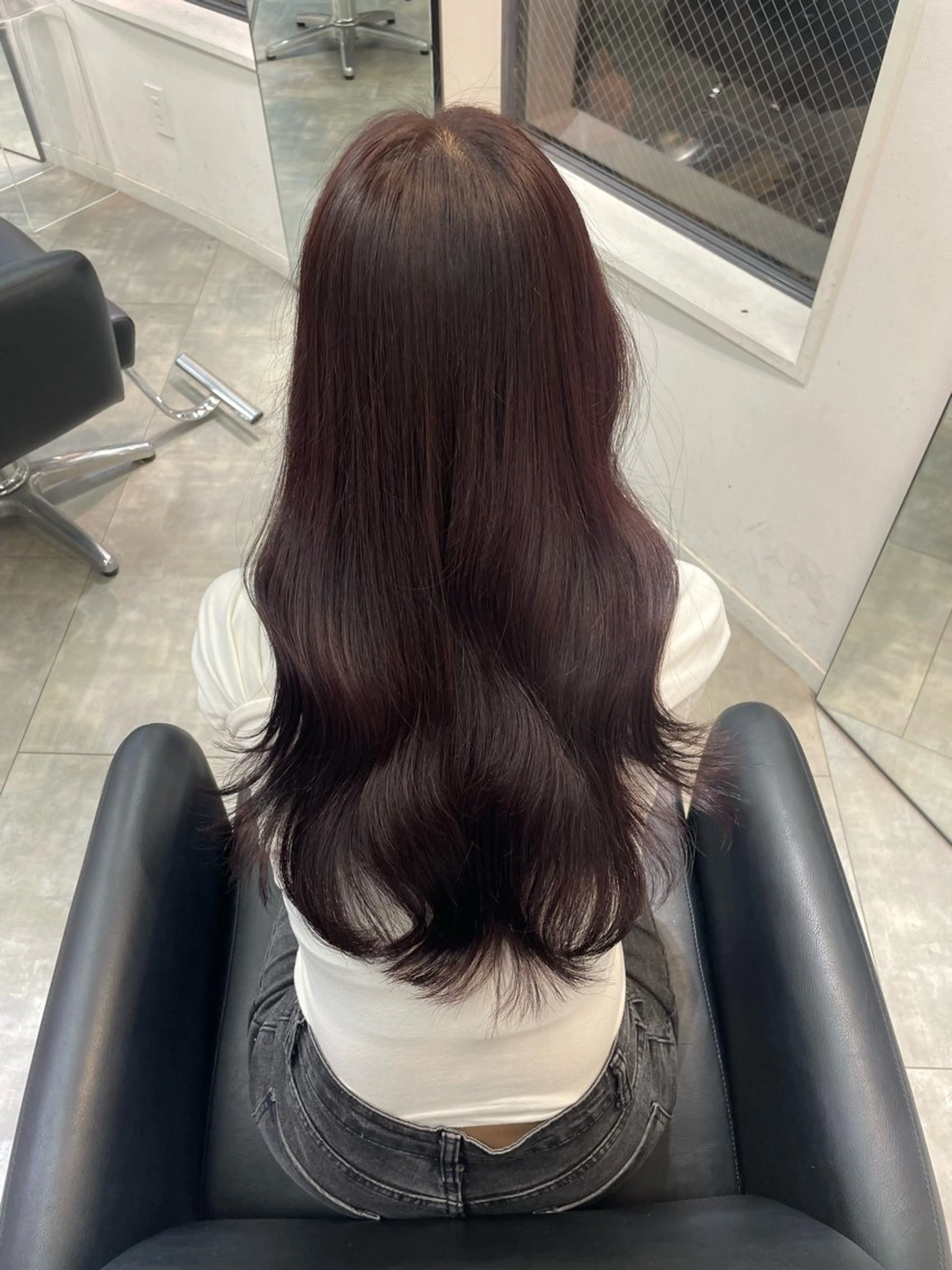 カラー ダブルカラー レッドカラー LINDO TOKYO UMEDA所属・小川 桃佳のヘアスタイル