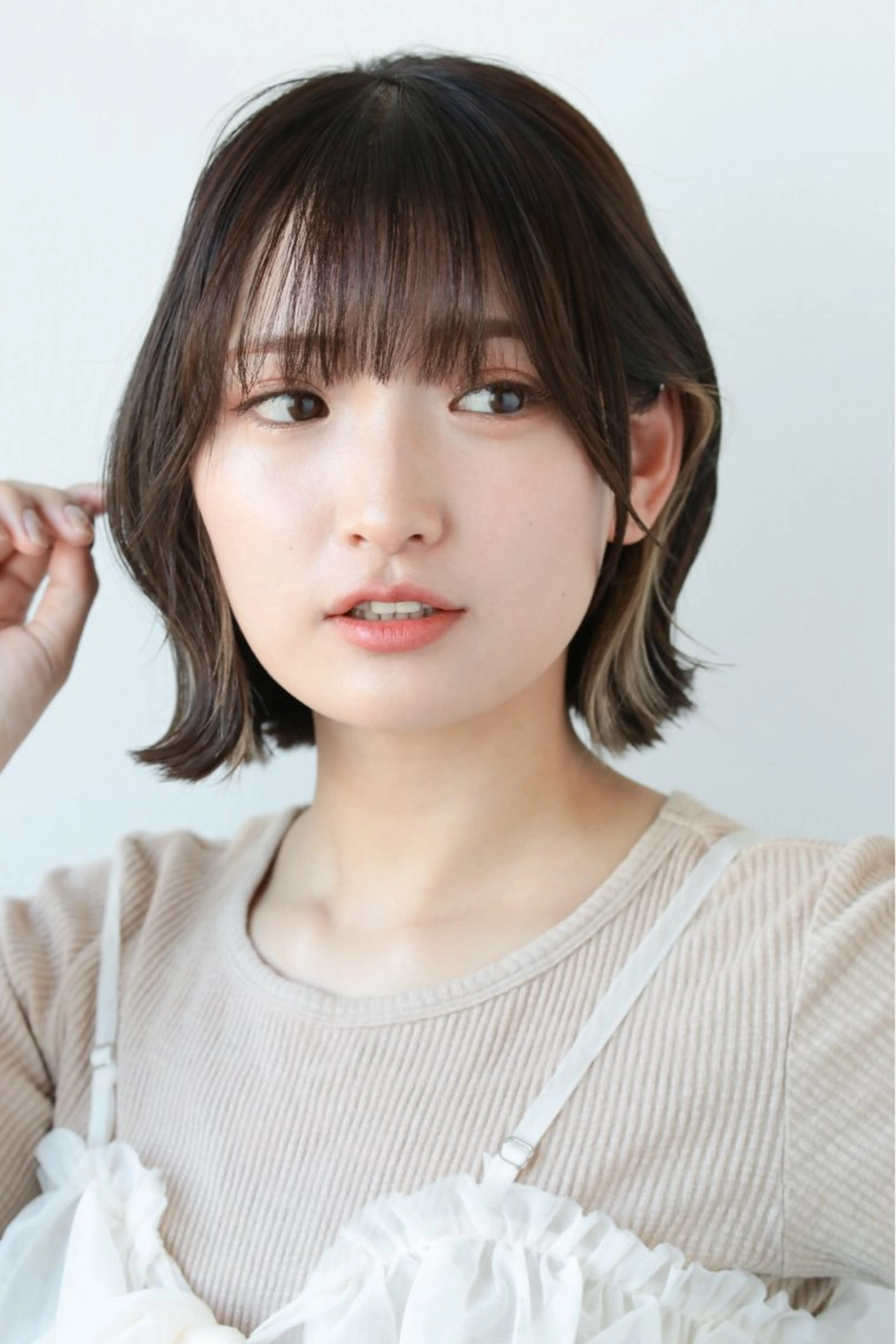 ミディアム カット ヘアカラー トリートメント 💎髪質改善💎艶髪 💎ブリーチ💎津村のヘアスタイル