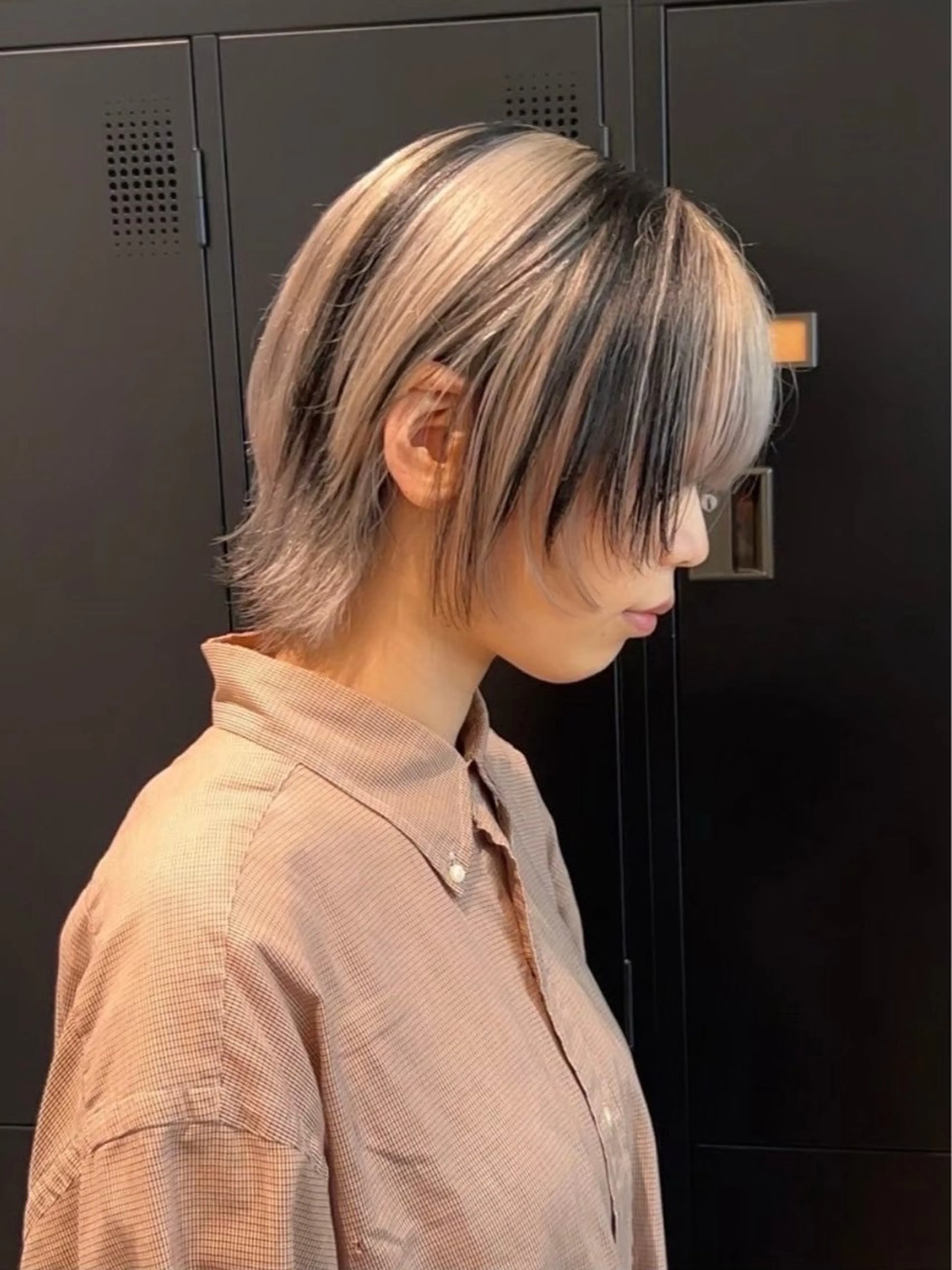 ショート カラー ブリーチ ダブルカラー イルミナカラー ブリーチなしカラー ボブ カット ヘアカラー トリートメント LUCK 本厚木店のヘアスタイル
