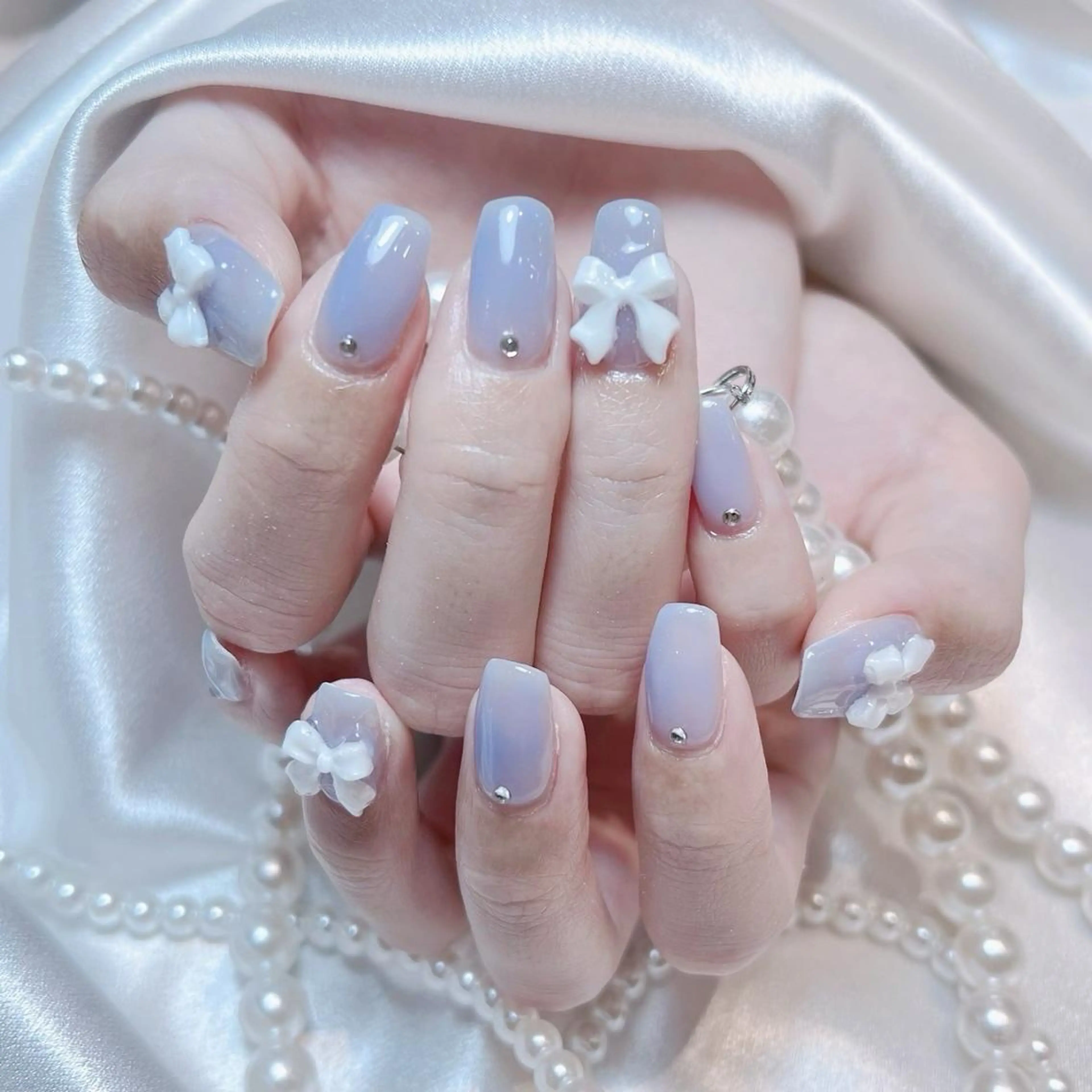 ネイル RAFFINE 月🦋🩵のネイルデザイン