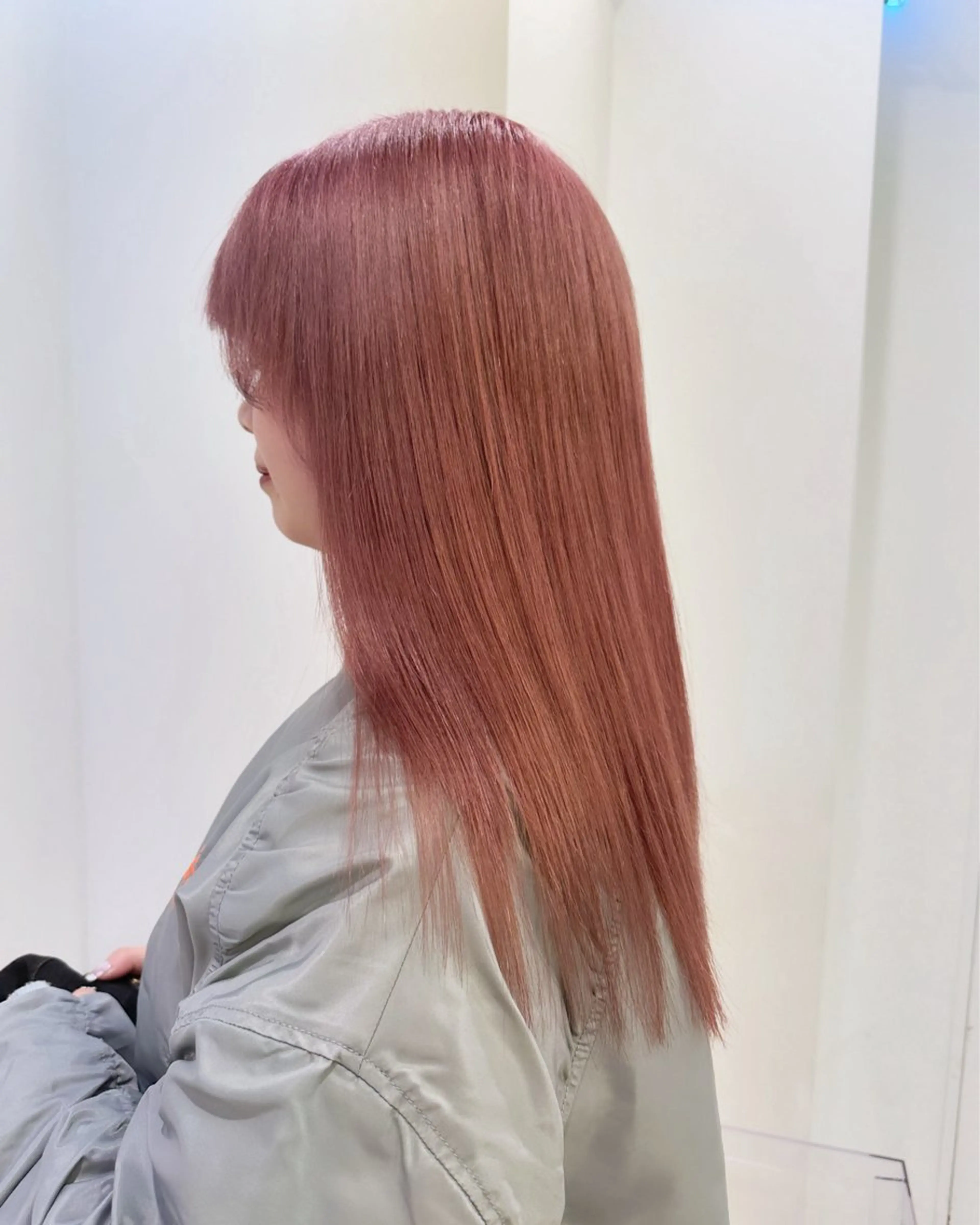 セミロング カラー ベージュカラー ピンクカラー ピンクベージュ ヘアカラー トリートメント 渋谷/透明感カラー /半個室/こうめいのヘアスタイル