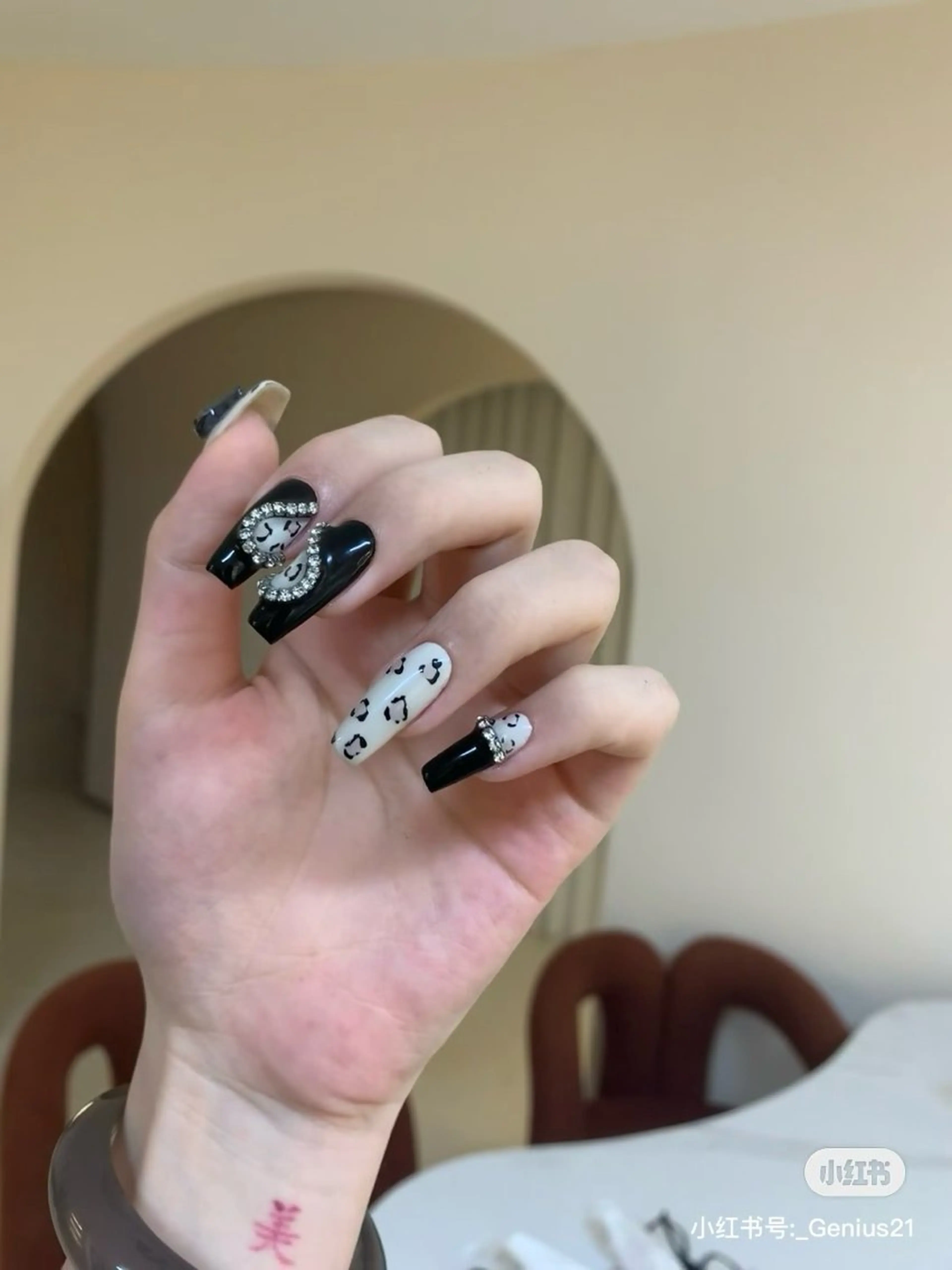 ネイル Hana  NAIL所属・新宿YISInail スカルプ専門店のネイルデザイン