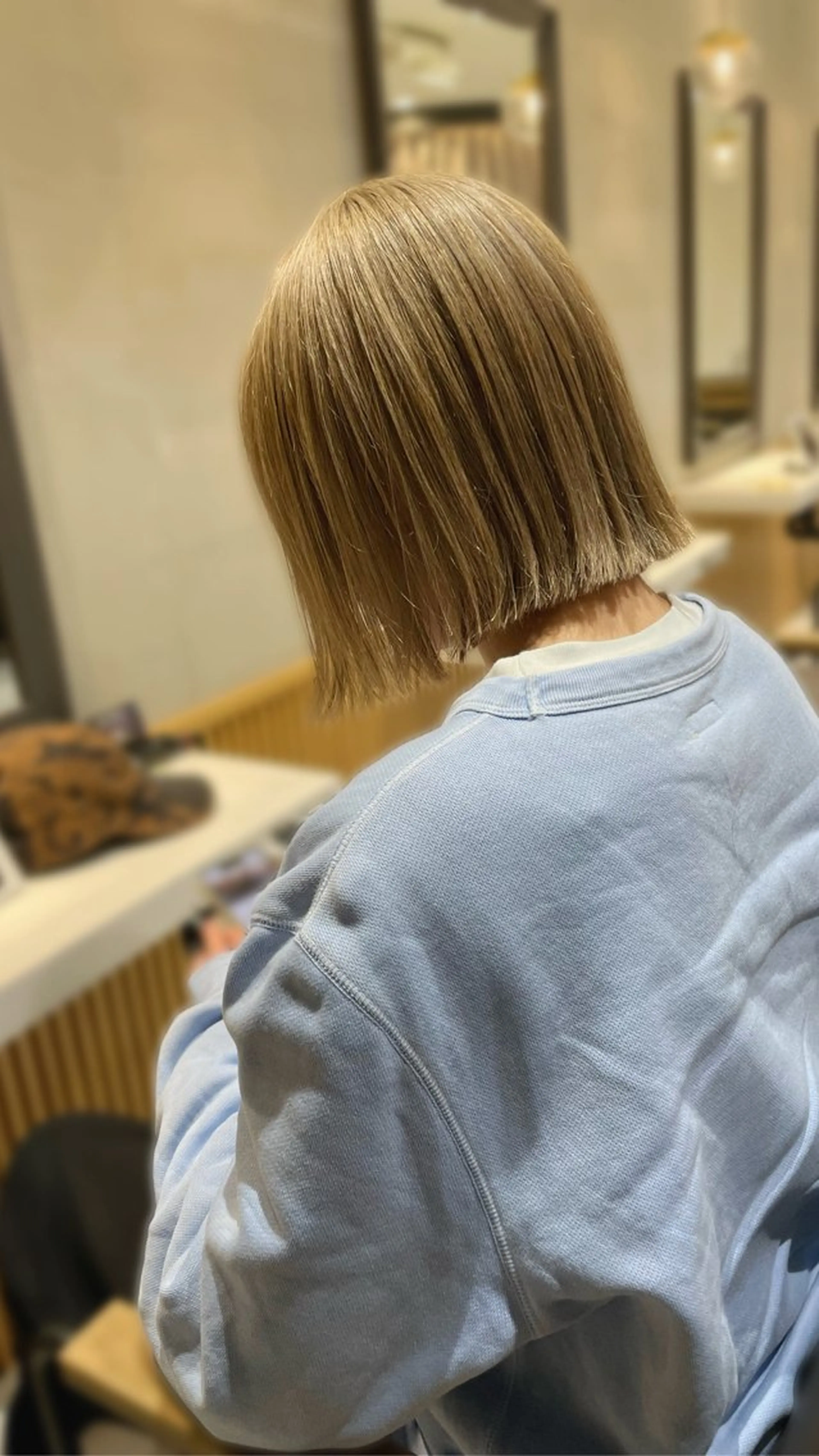 ショート カラー ハイトーンヘア れおん🌙のヘアスタイル