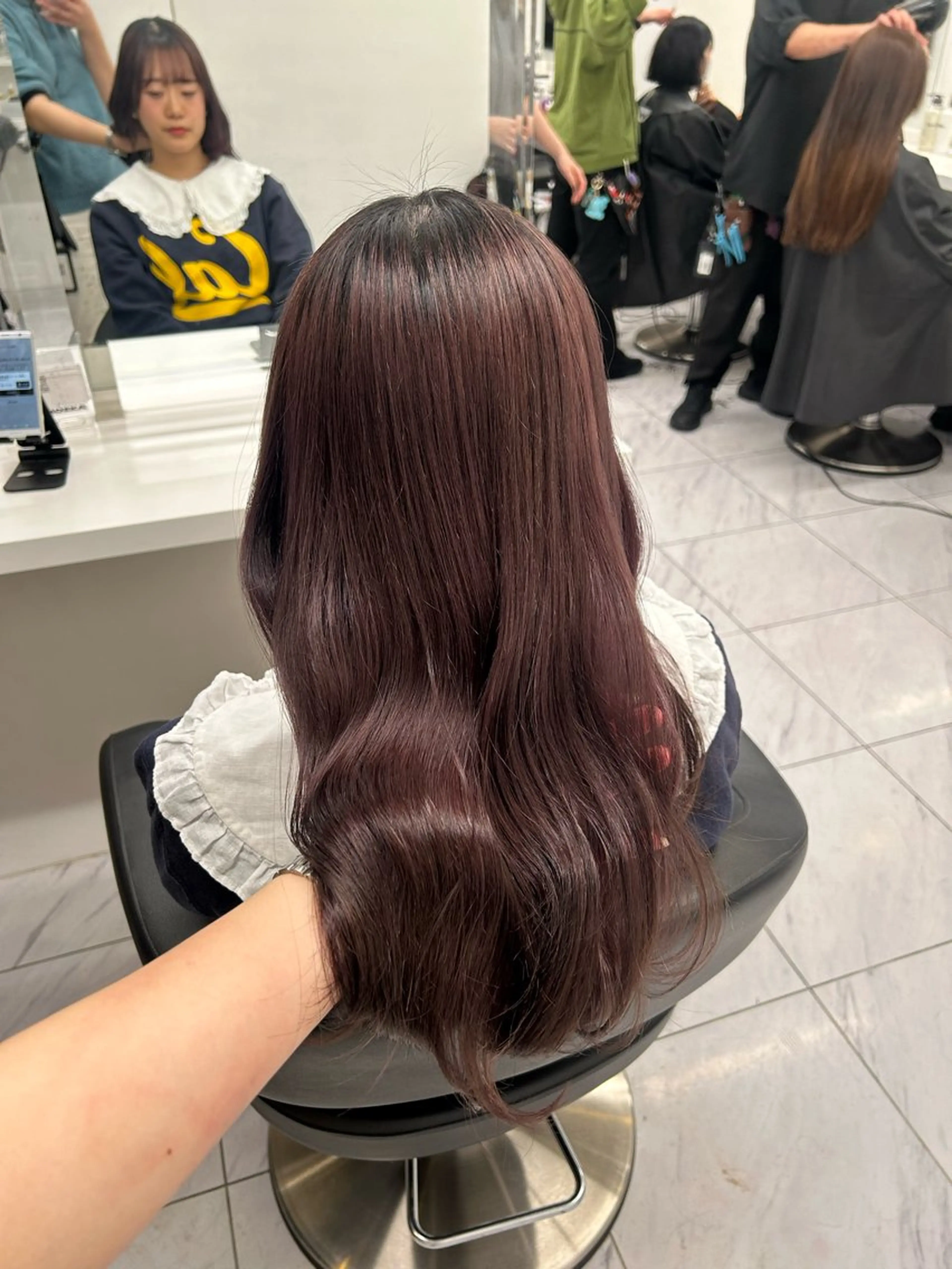 カラー 透明感ベージュ🤎 ナチュラルレイヤーのヘアスタイル