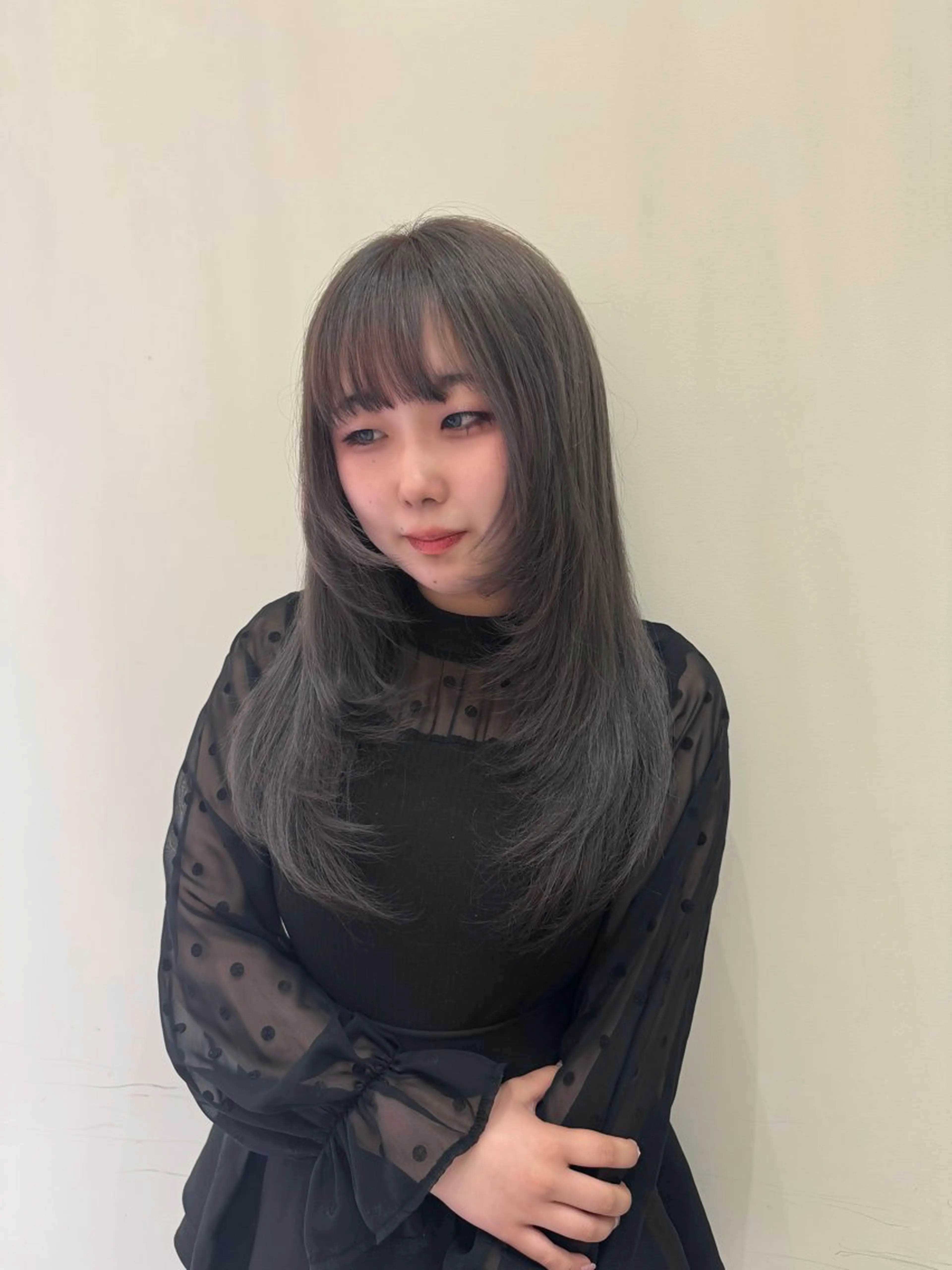 セミロング カット ヘアカラー トリートメント 透明感カラー/顔周り カット/レイヤーにかのヘアスタイル