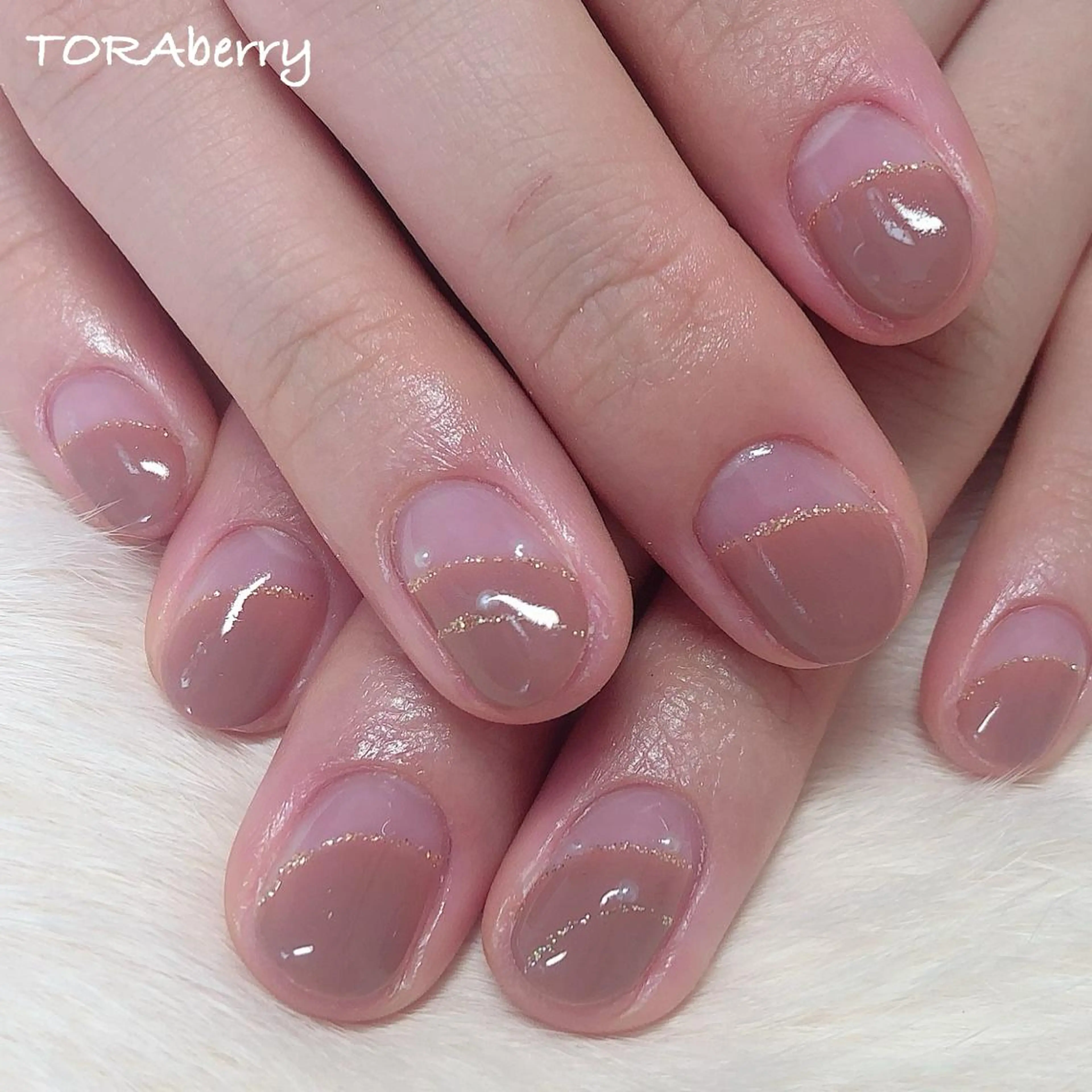 ネイル フレンチネイル 斜めフレンチ ハンドネイル ネイリスト なつみのネイルデザイン